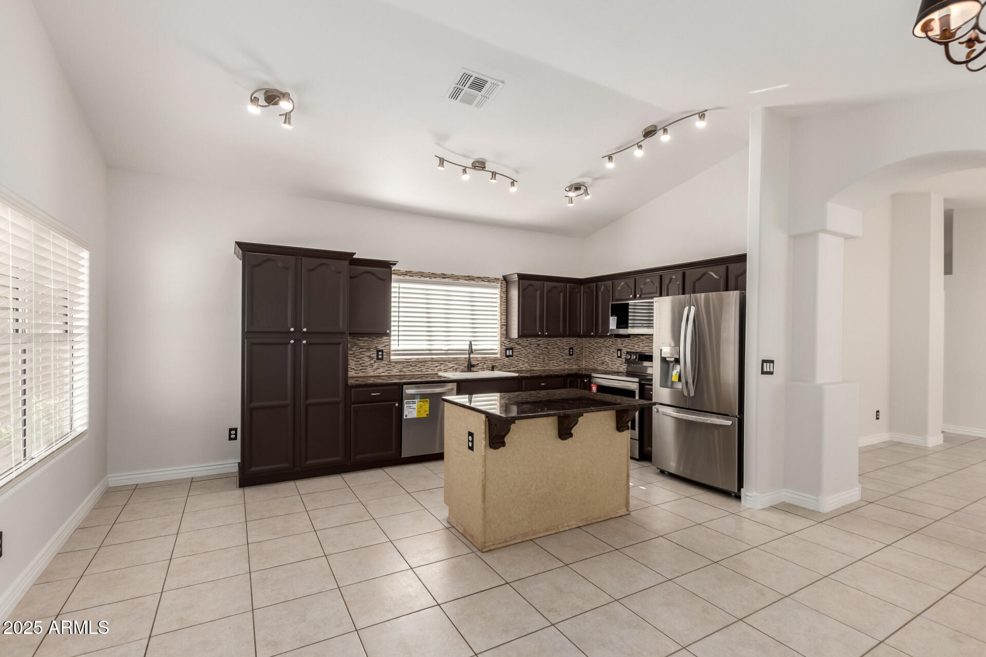 4387 E HARTFORD Avenue, Phoenix