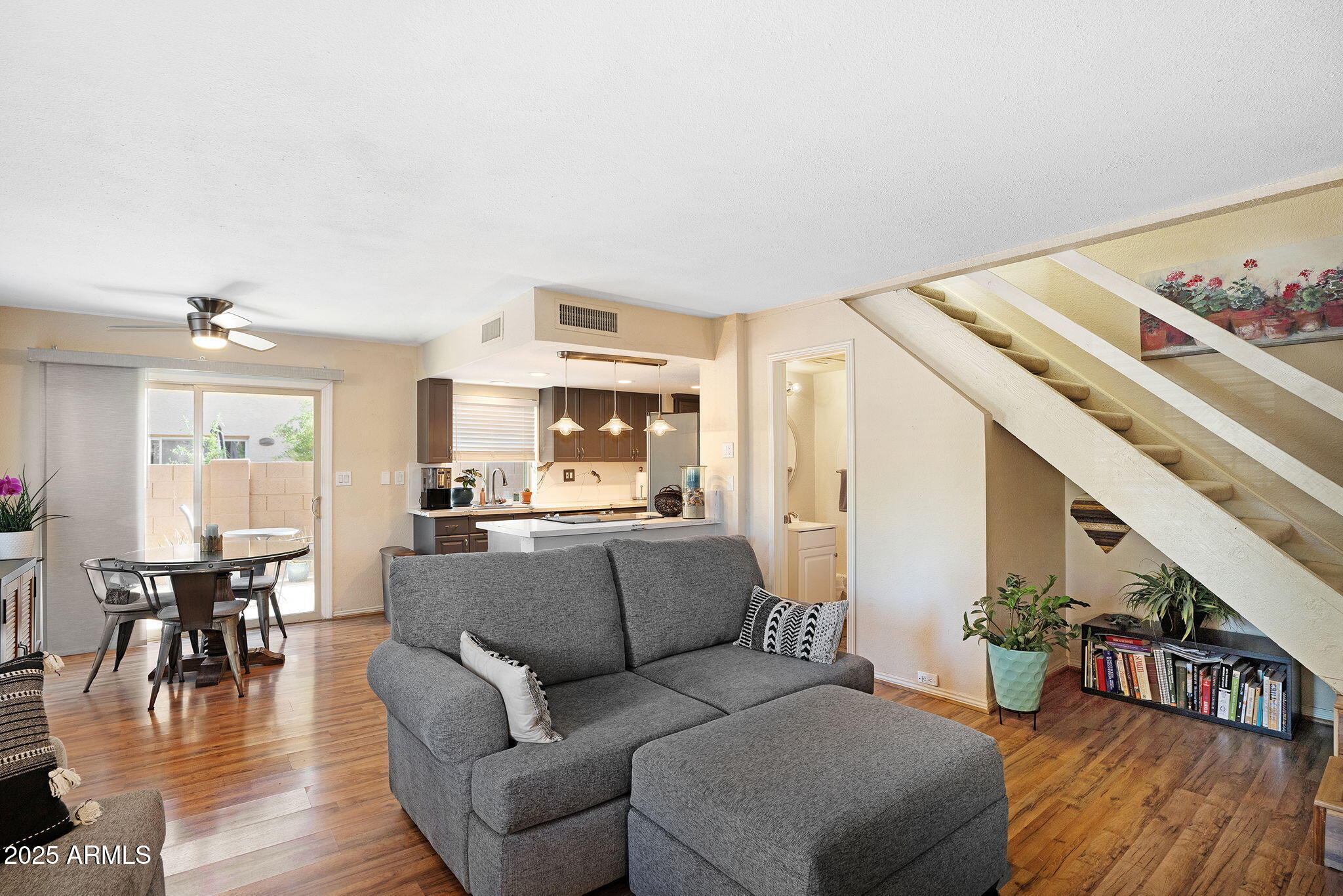 10445 N 11TH Place, 3