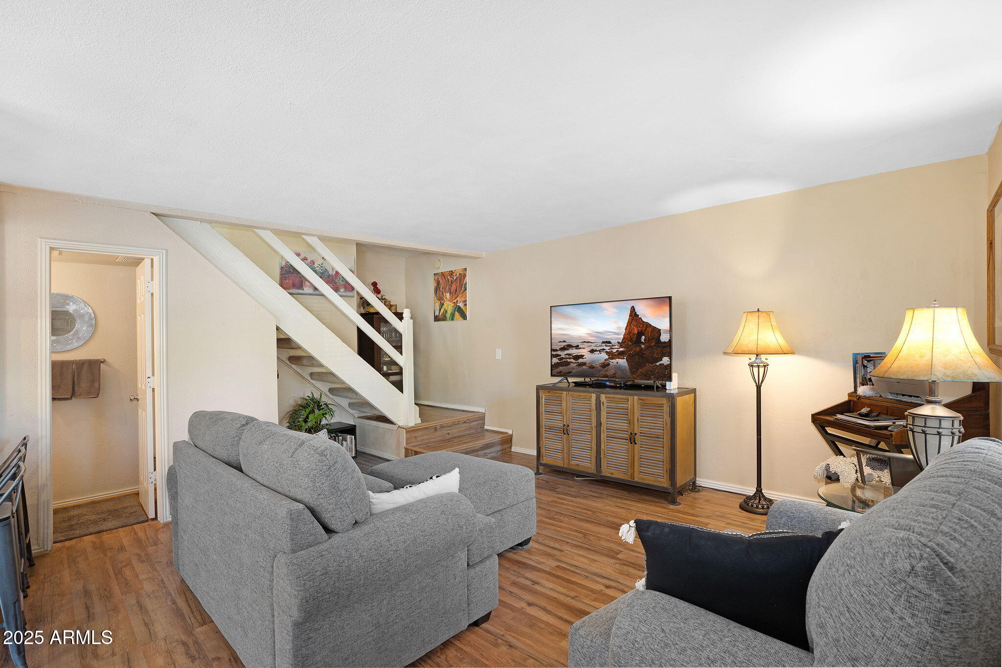 10445 N 11TH Place, 3