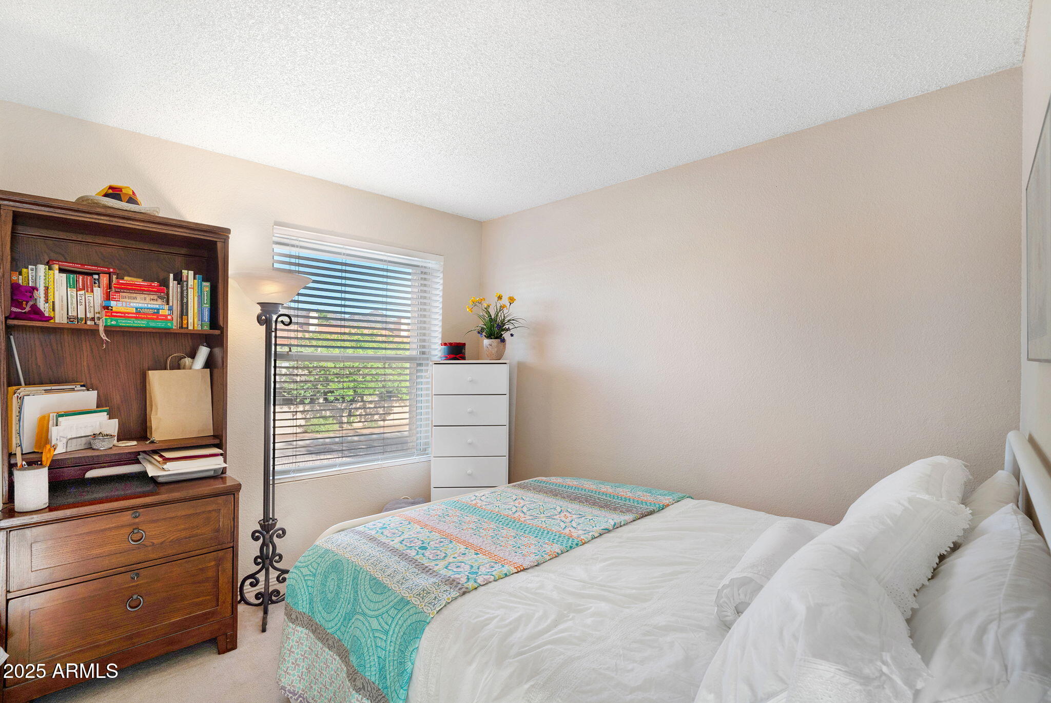 10445 N 11TH Place, 3