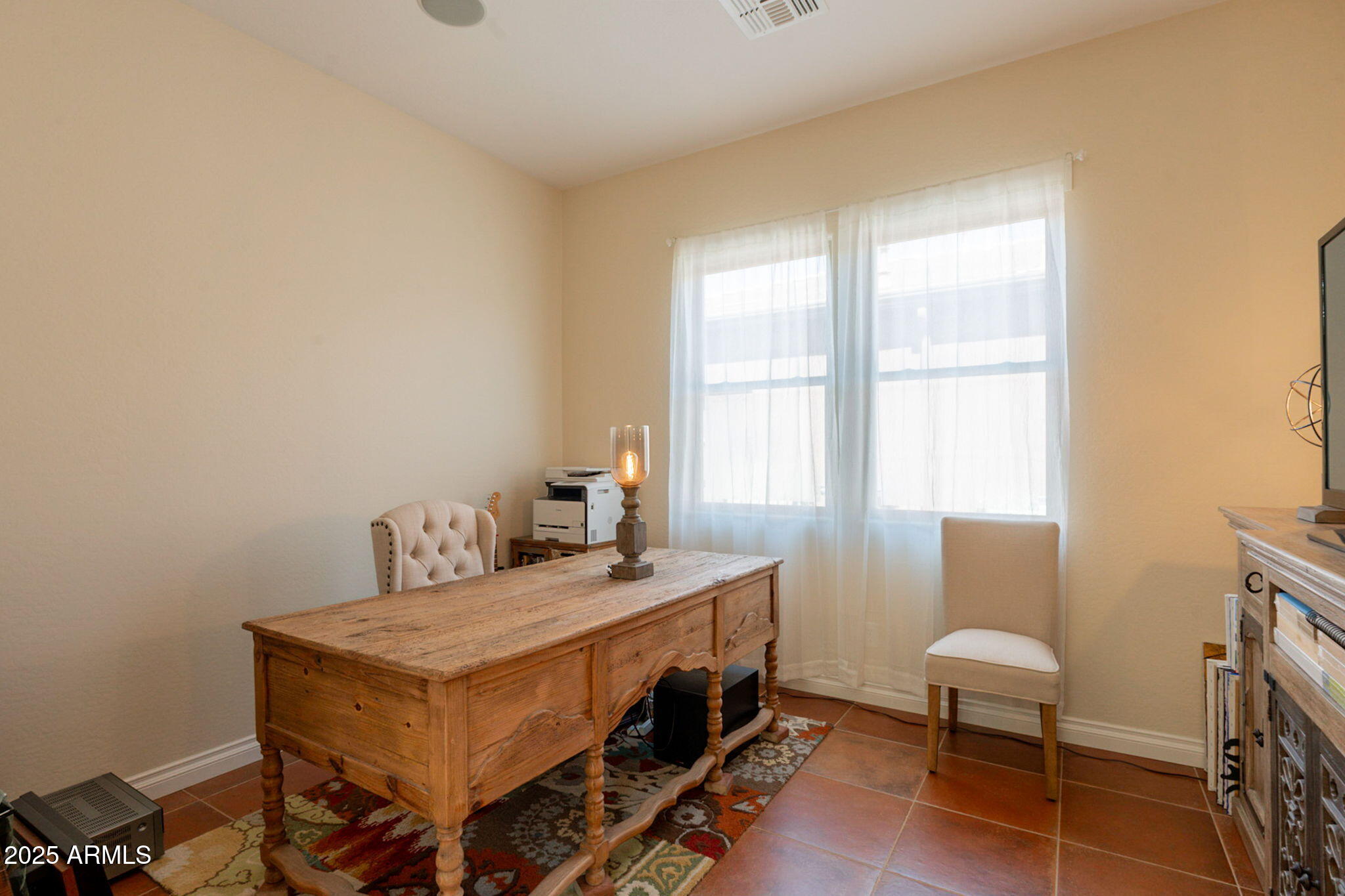 1787 E SATTOO Way
