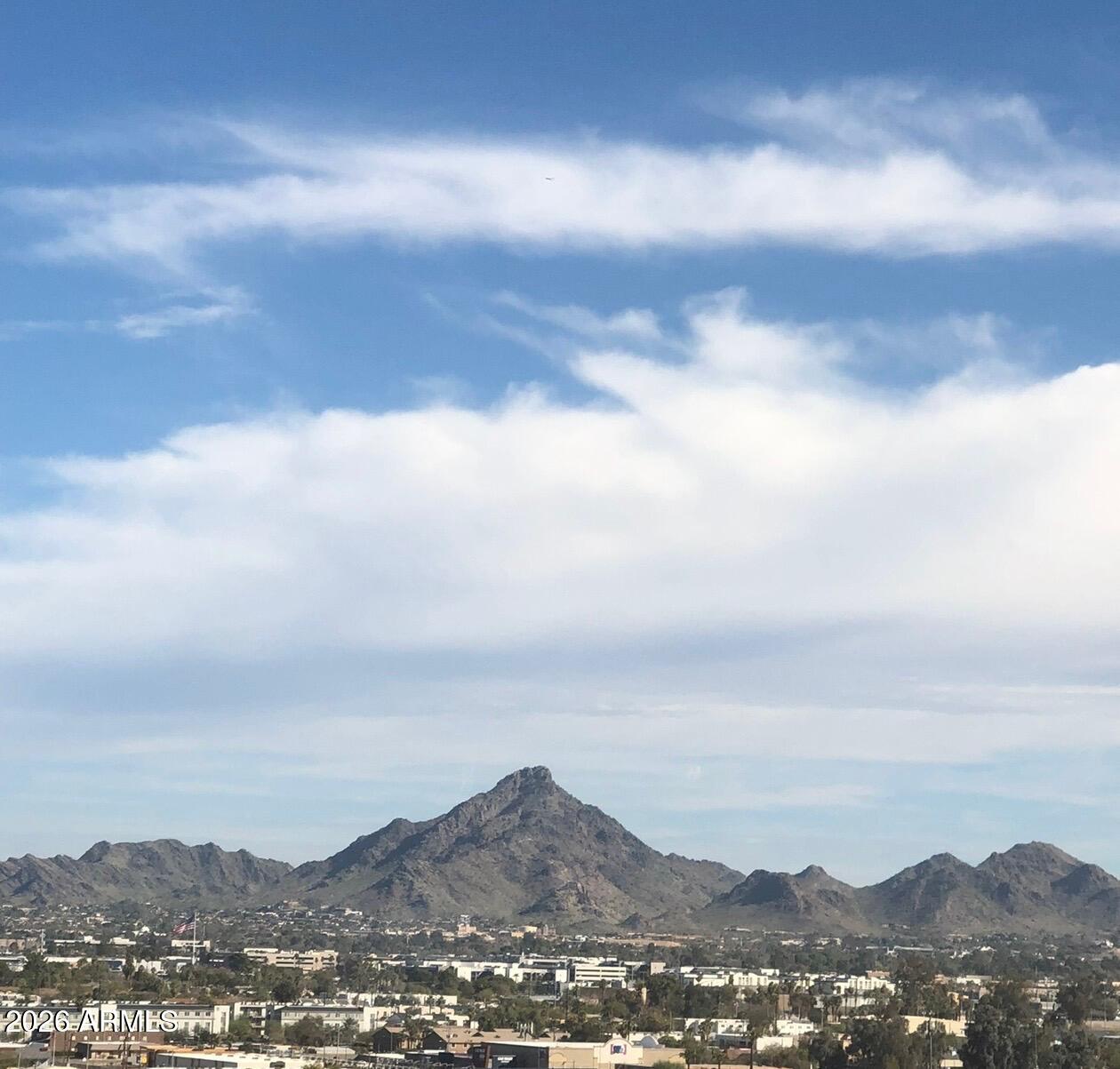 1040 E OSBORN Road, 1103