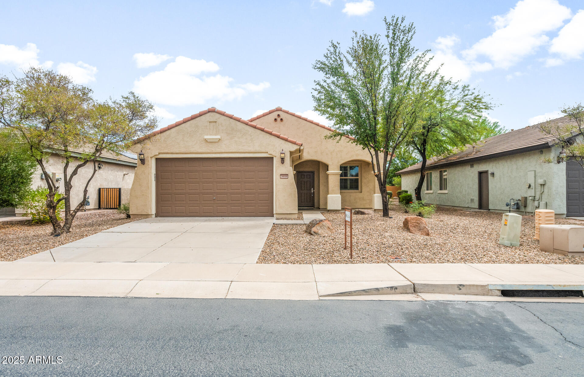 3959 N HIDDEN CANYON Drive