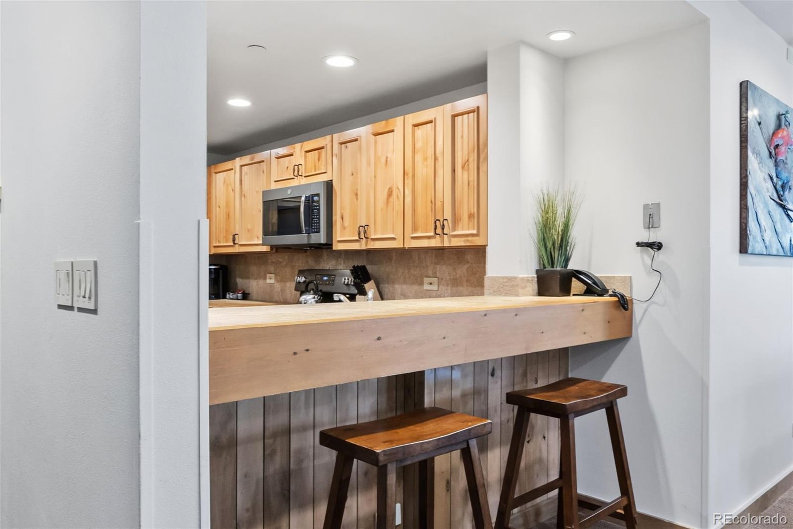 645 S Park Avenue Unit: 3-404