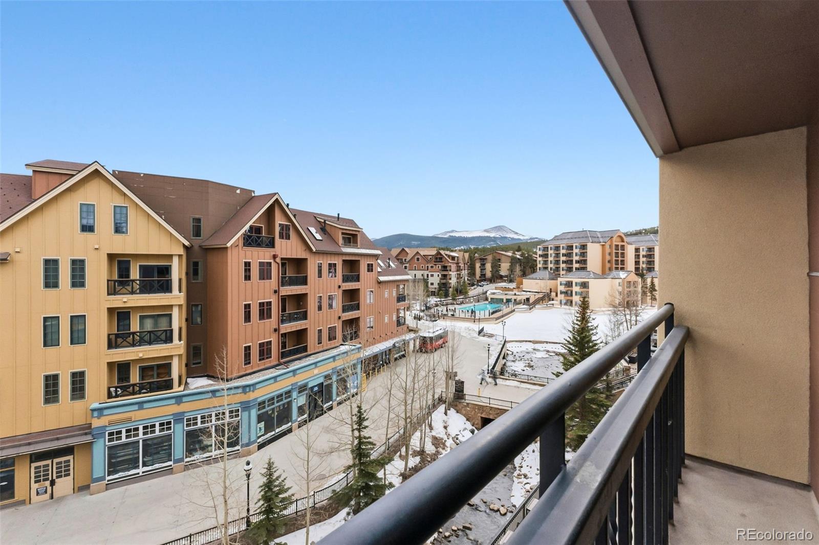 645 S Park Avenue Unit: 3-404