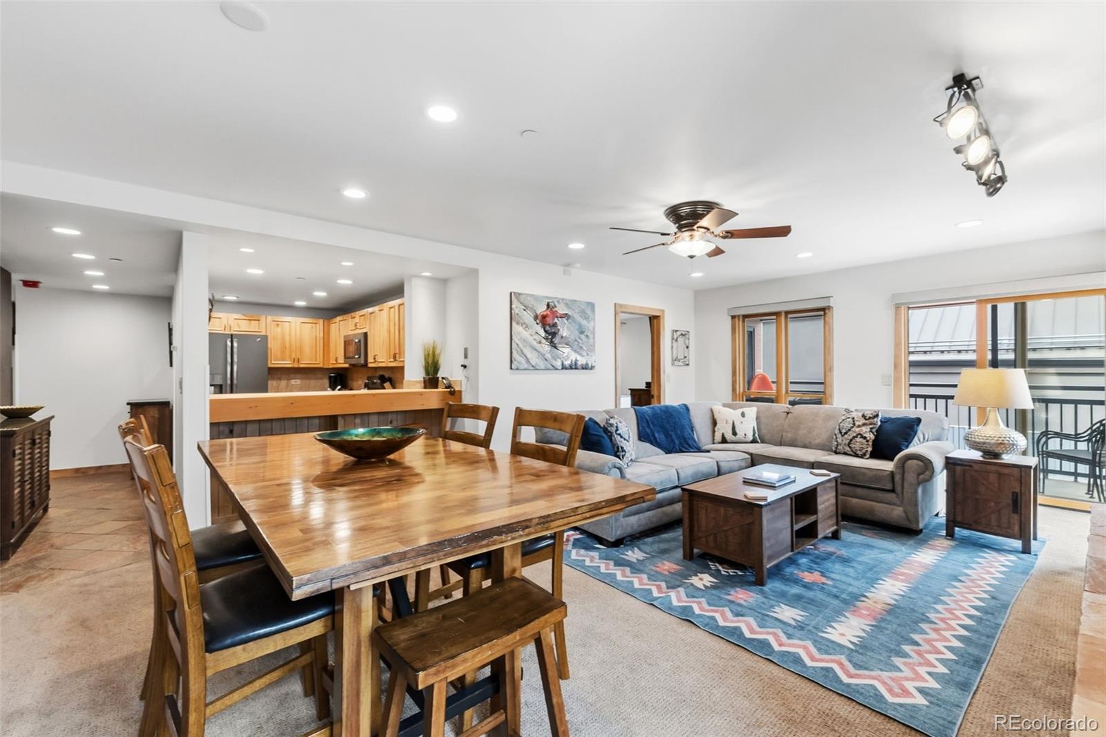 645 S Park Avenue Unit: 3-404