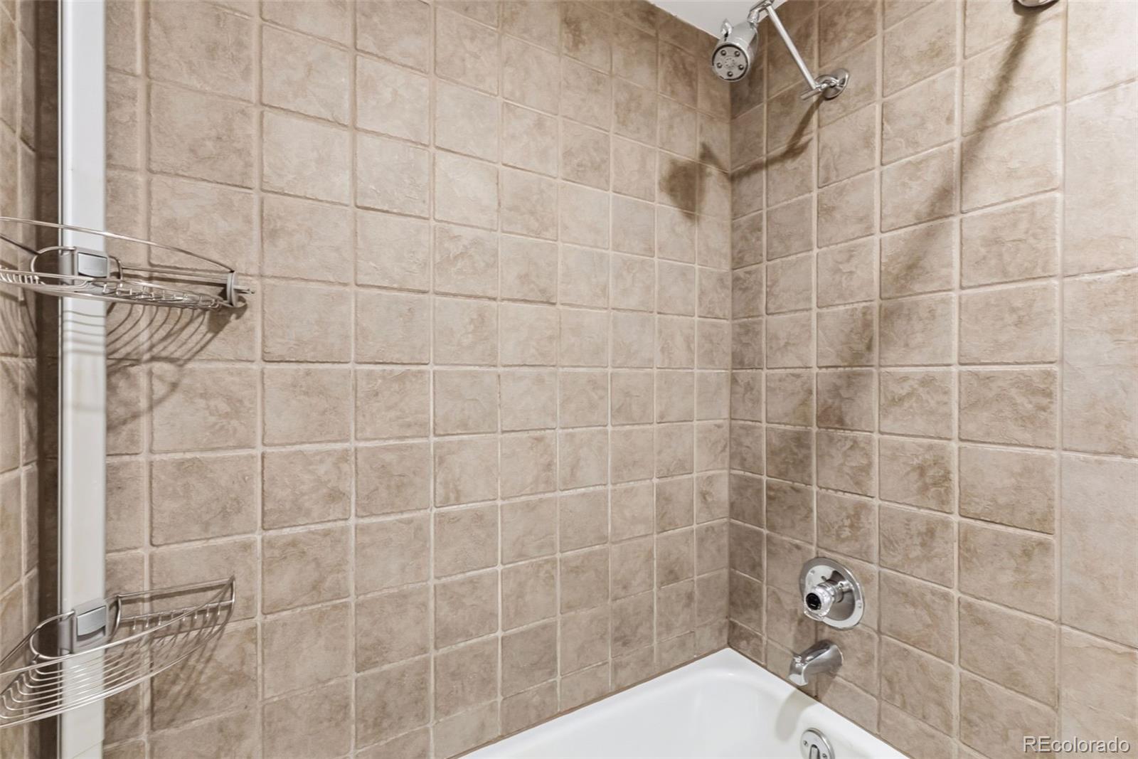 645 S Park Avenue Unit: 3-404