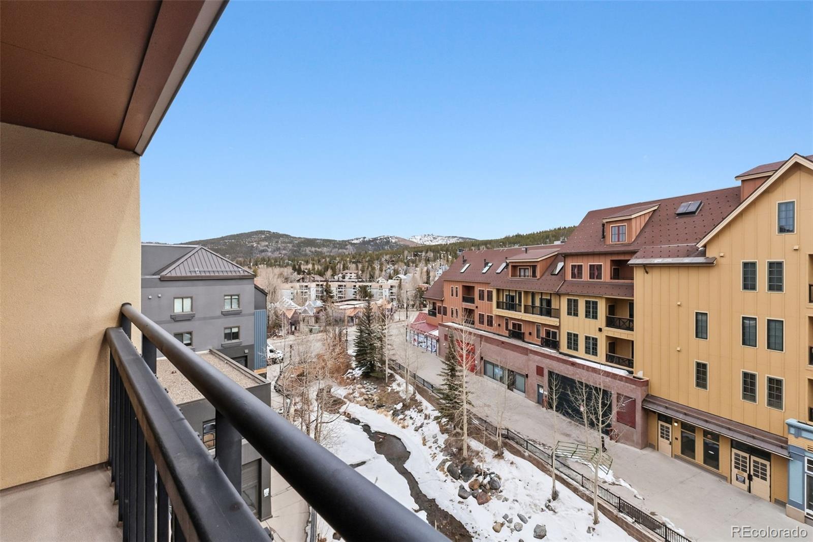 645 S Park Avenue Unit: 3-404