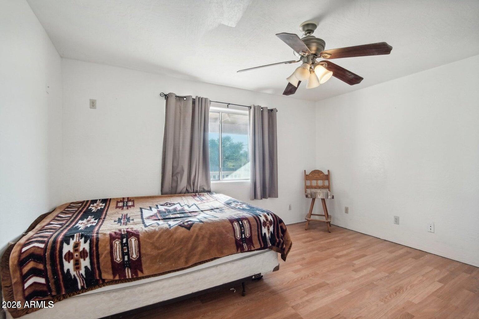 8343 W CALLE LEJOS