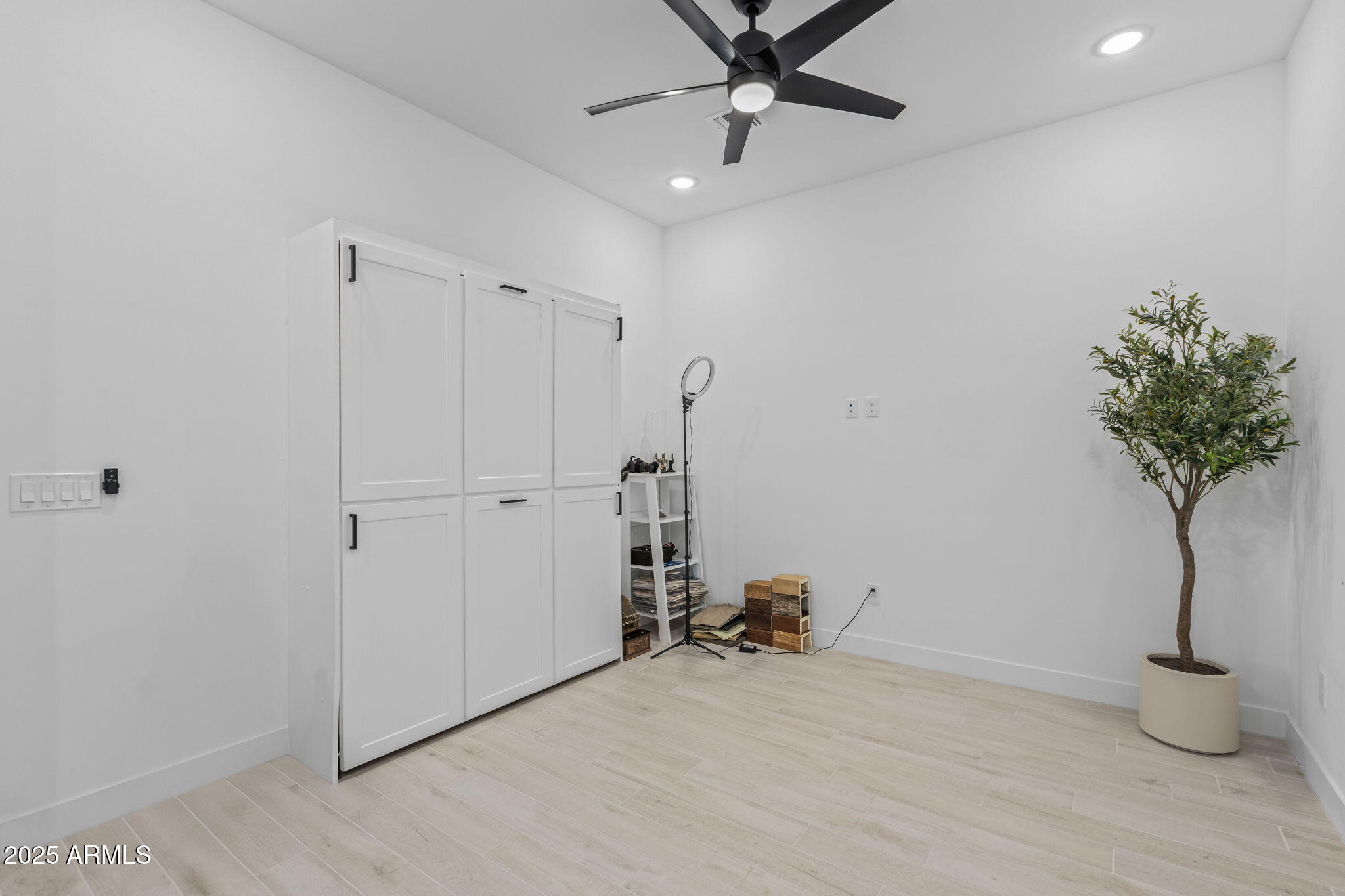 2914 E FLINTLOCK Drive