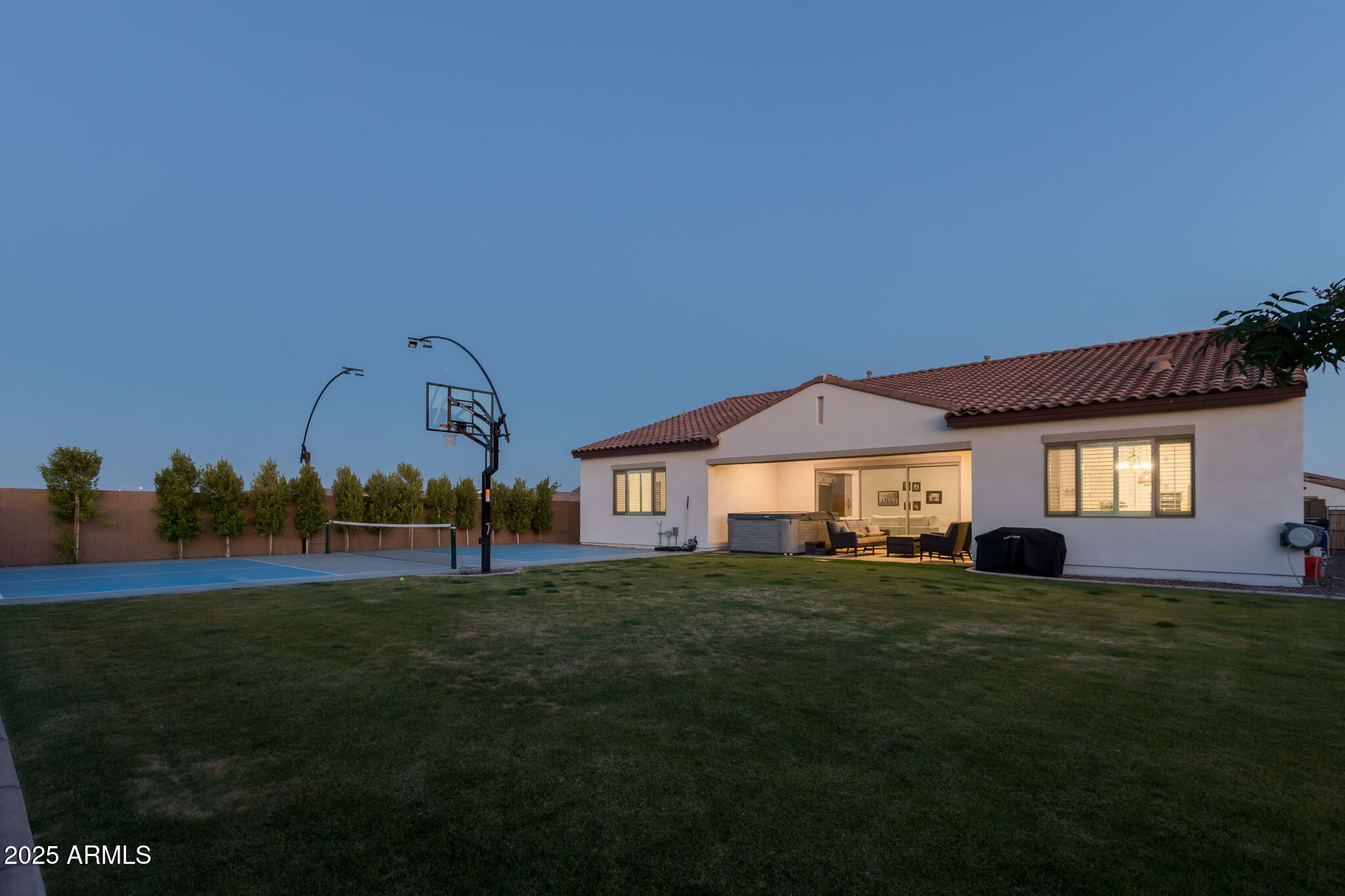 2914 E FLINTLOCK Drive