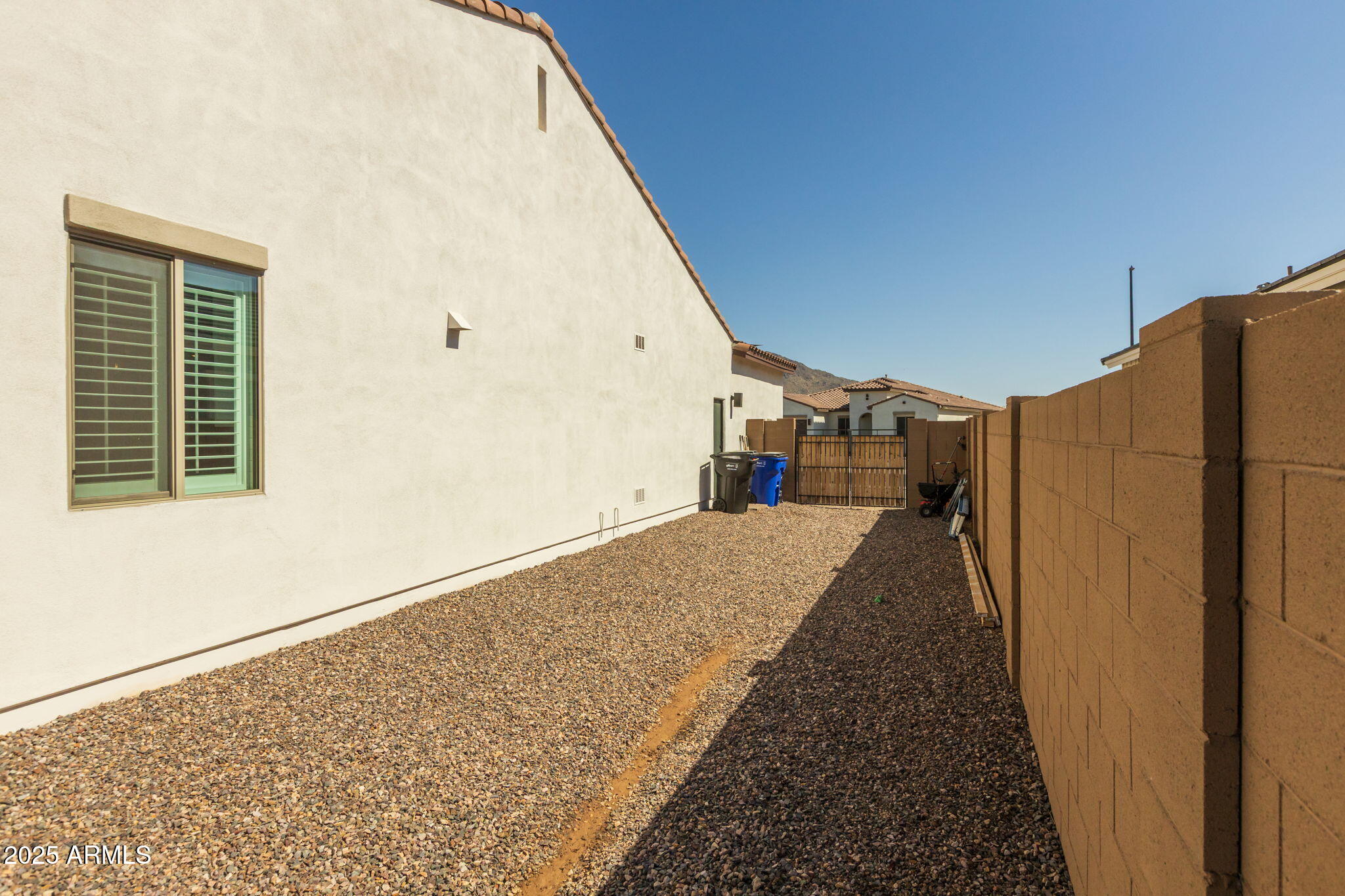 2914 E FLINTLOCK Drive