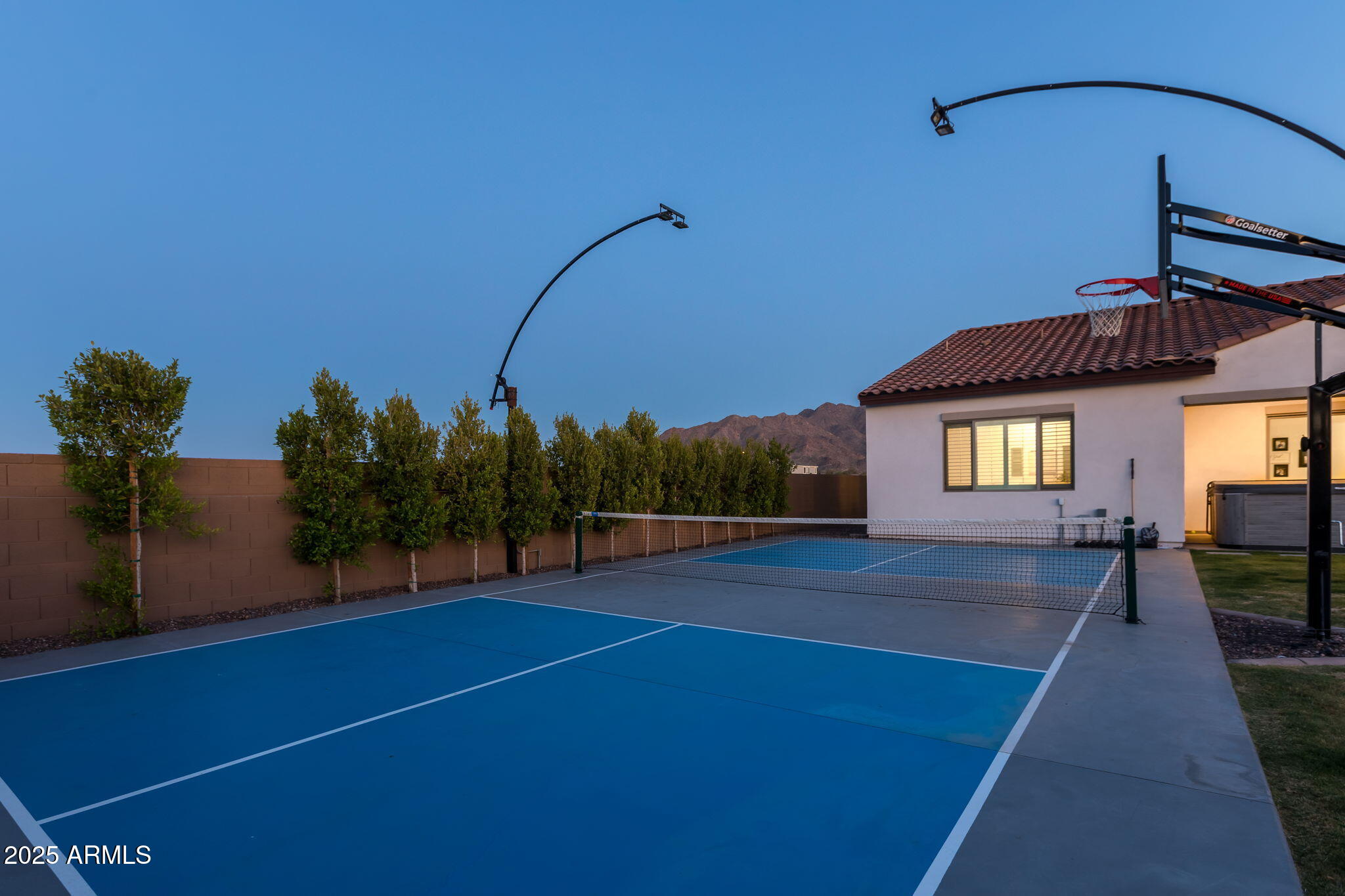 2914 E FLINTLOCK Drive