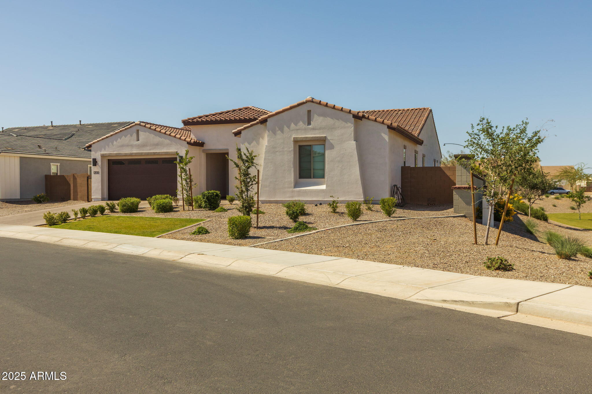 2914 E FLINTLOCK Drive