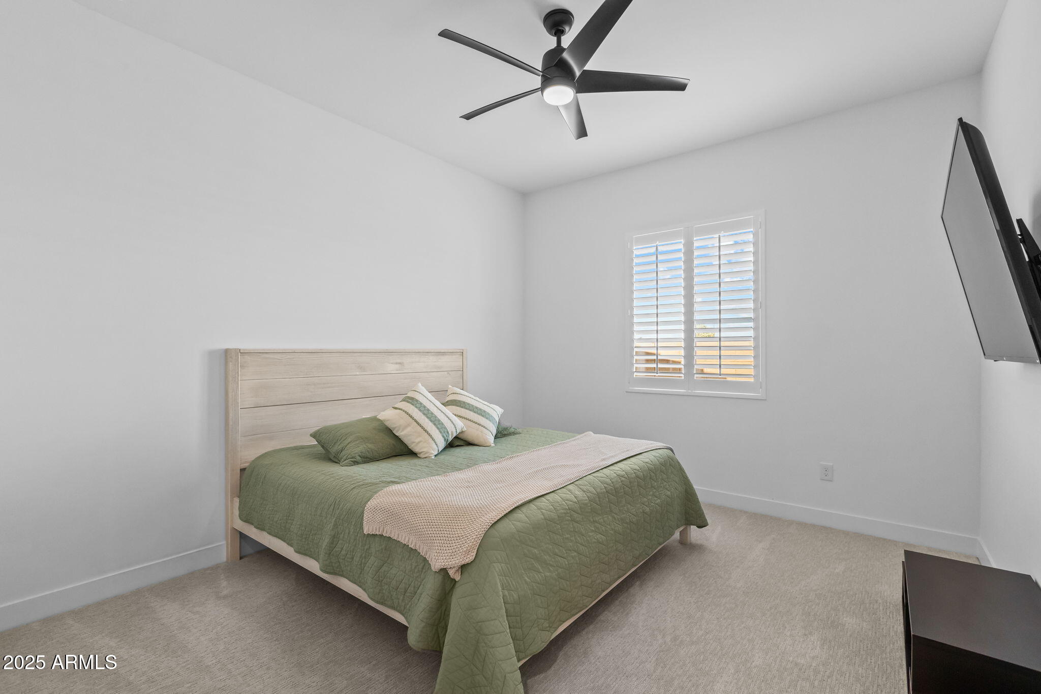 2914 E FLINTLOCK Drive