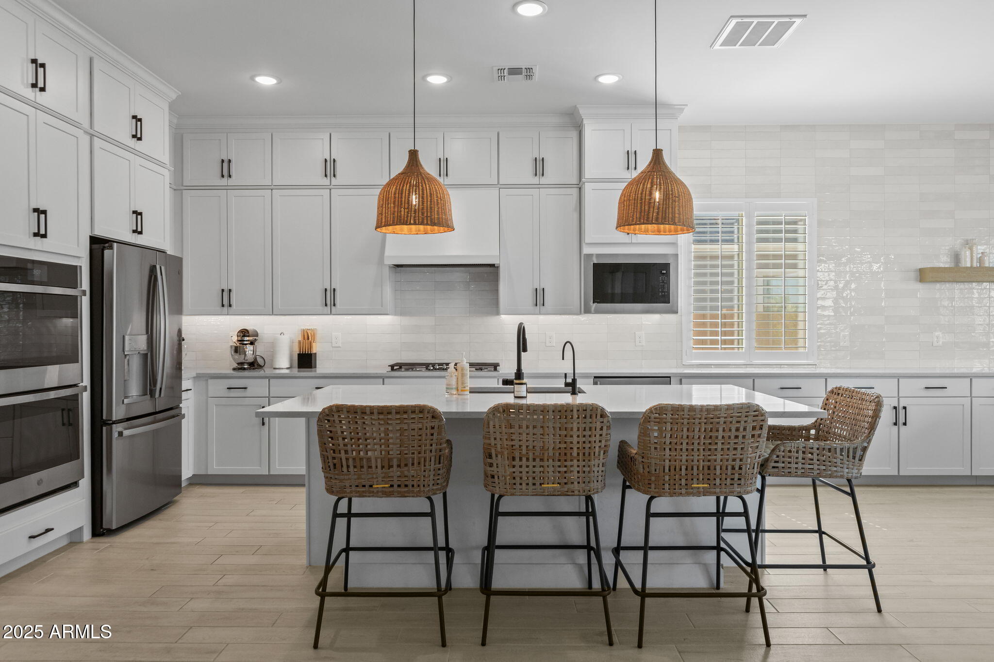 2914 E FLINTLOCK Drive