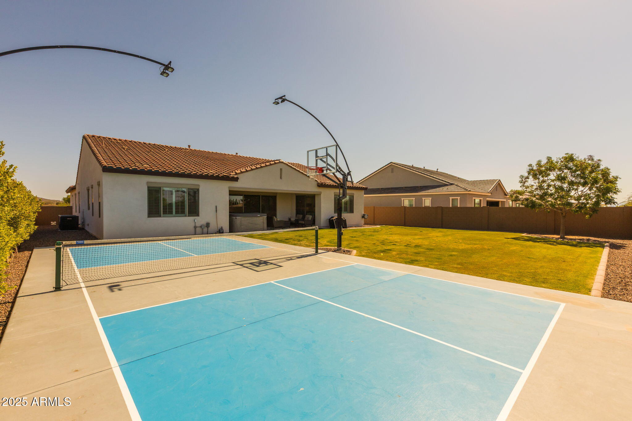 2914 E FLINTLOCK Drive