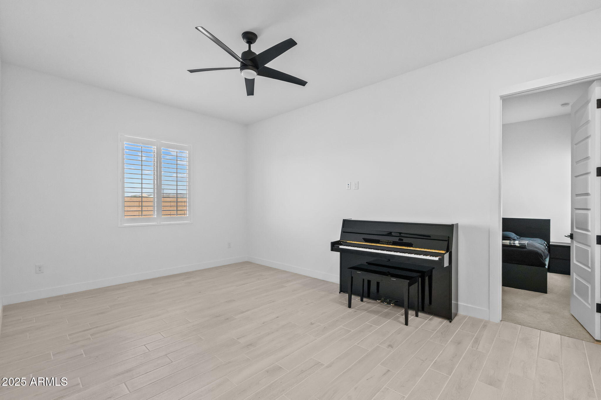 2914 E FLINTLOCK Drive