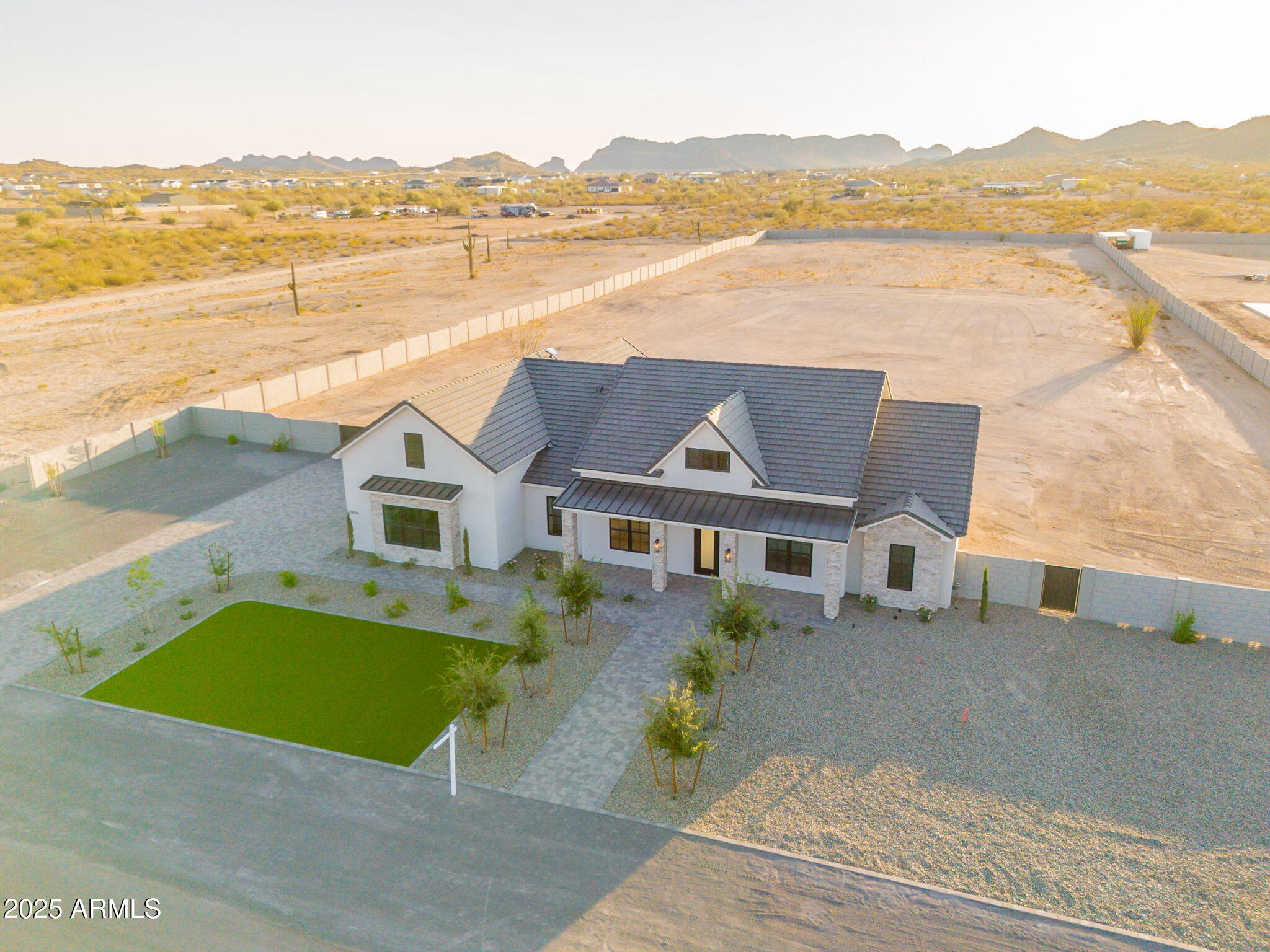 29096 N Marchant Trace