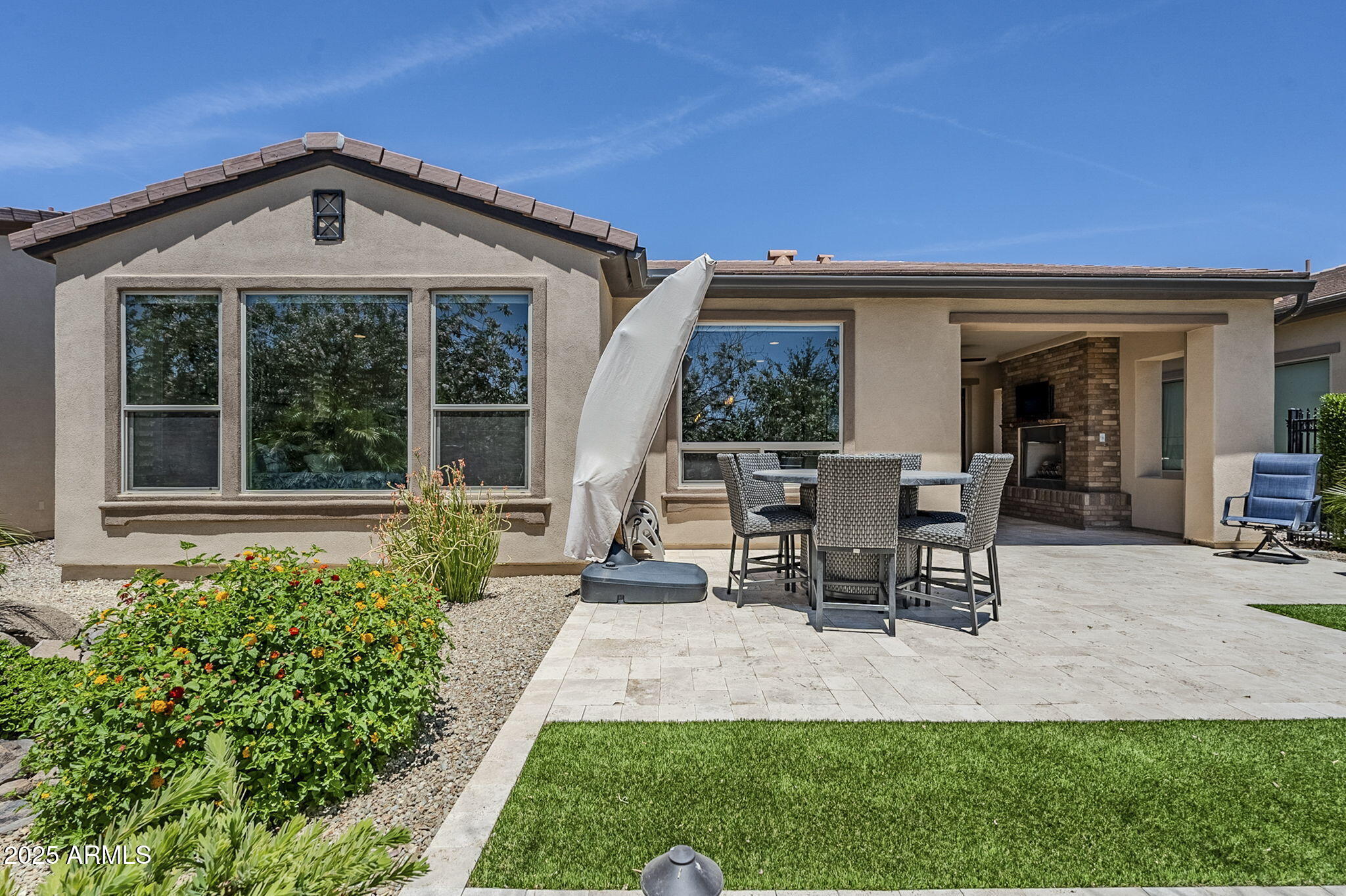 841 E FARMERS Lane