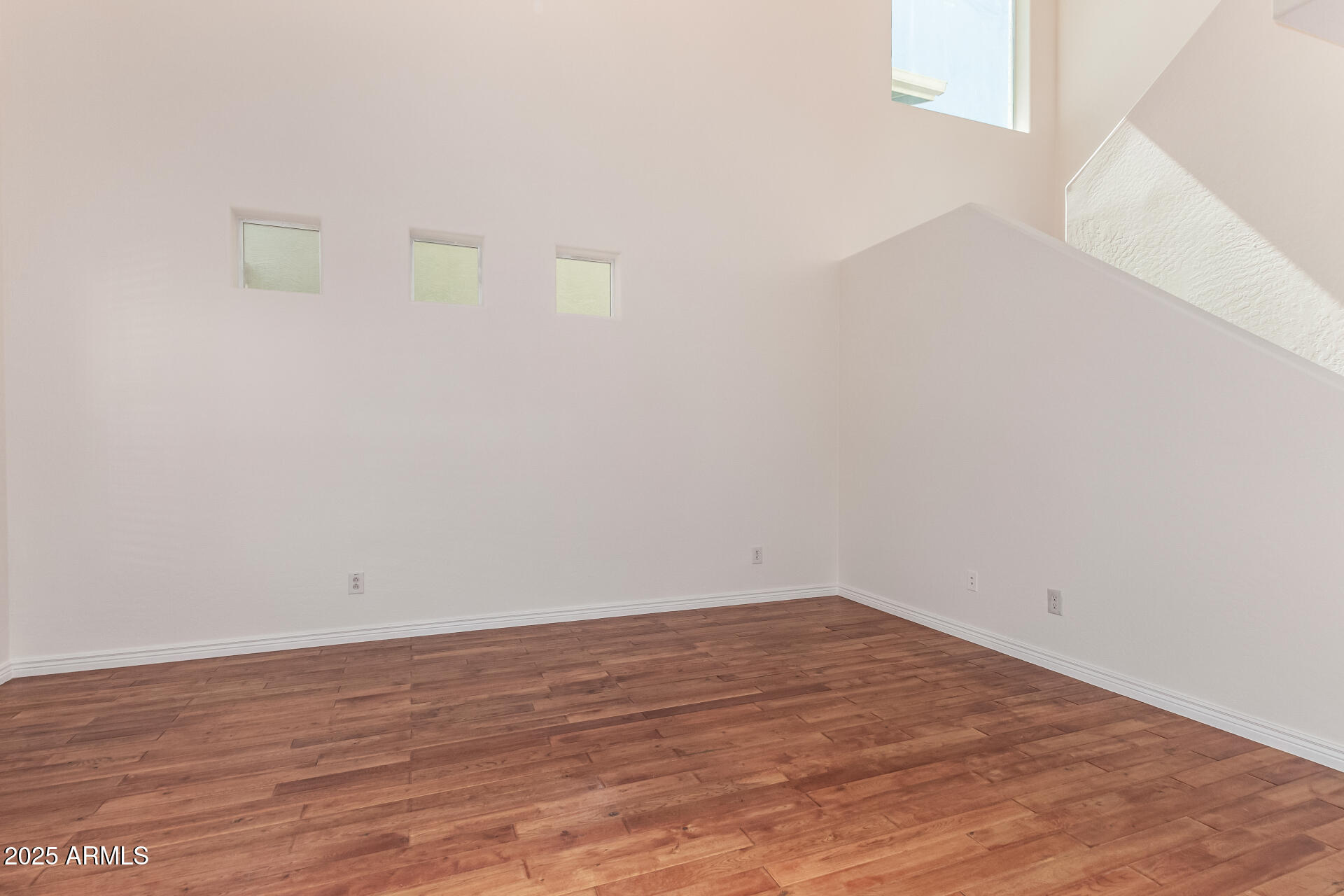 3085 E CAMELLIA Drive