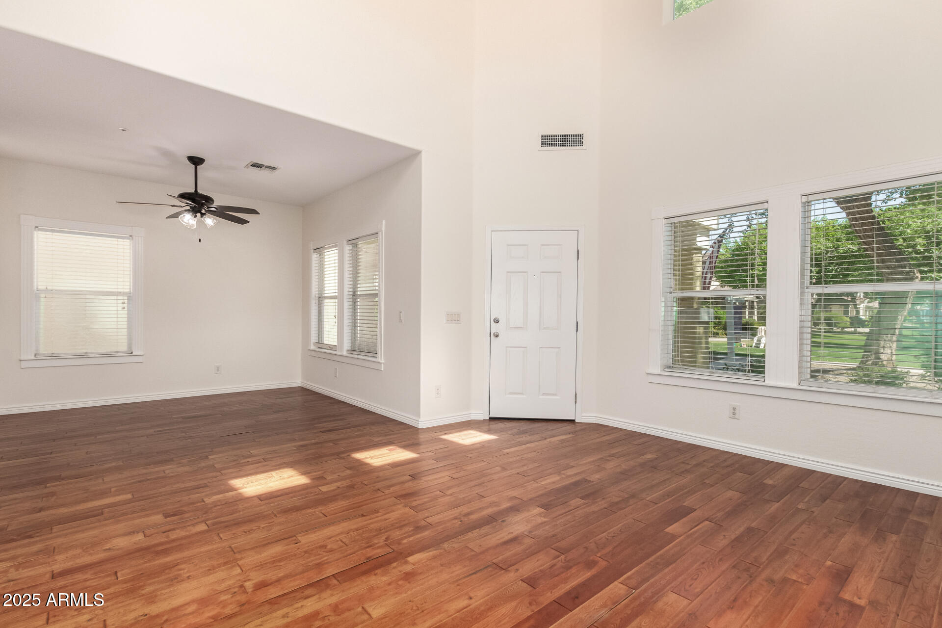 3085 E CAMELLIA Drive