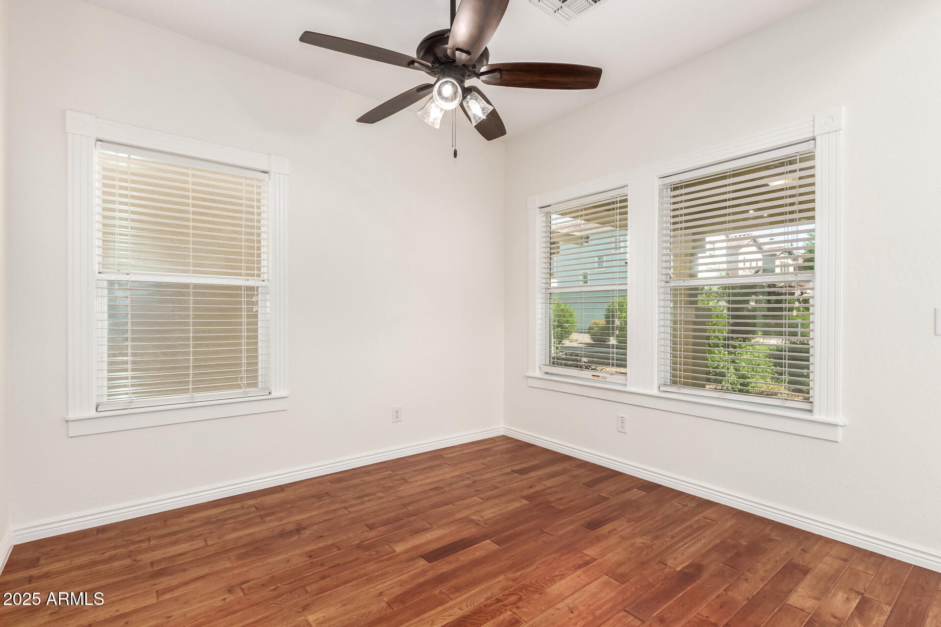 3085 E CAMELLIA Drive