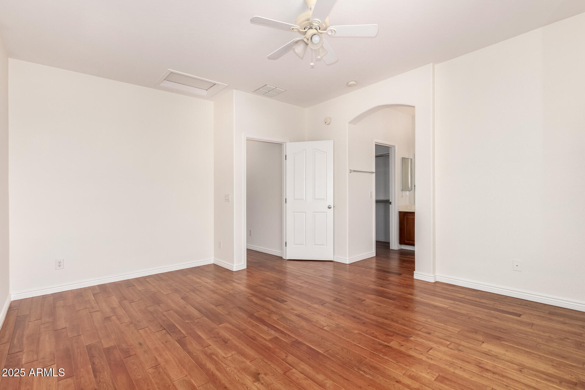 3085 E CAMELLIA Drive