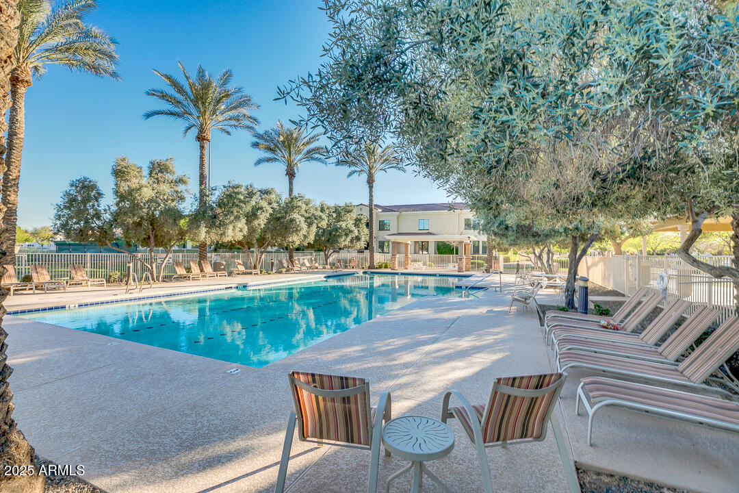 3085 E CAMELLIA Drive