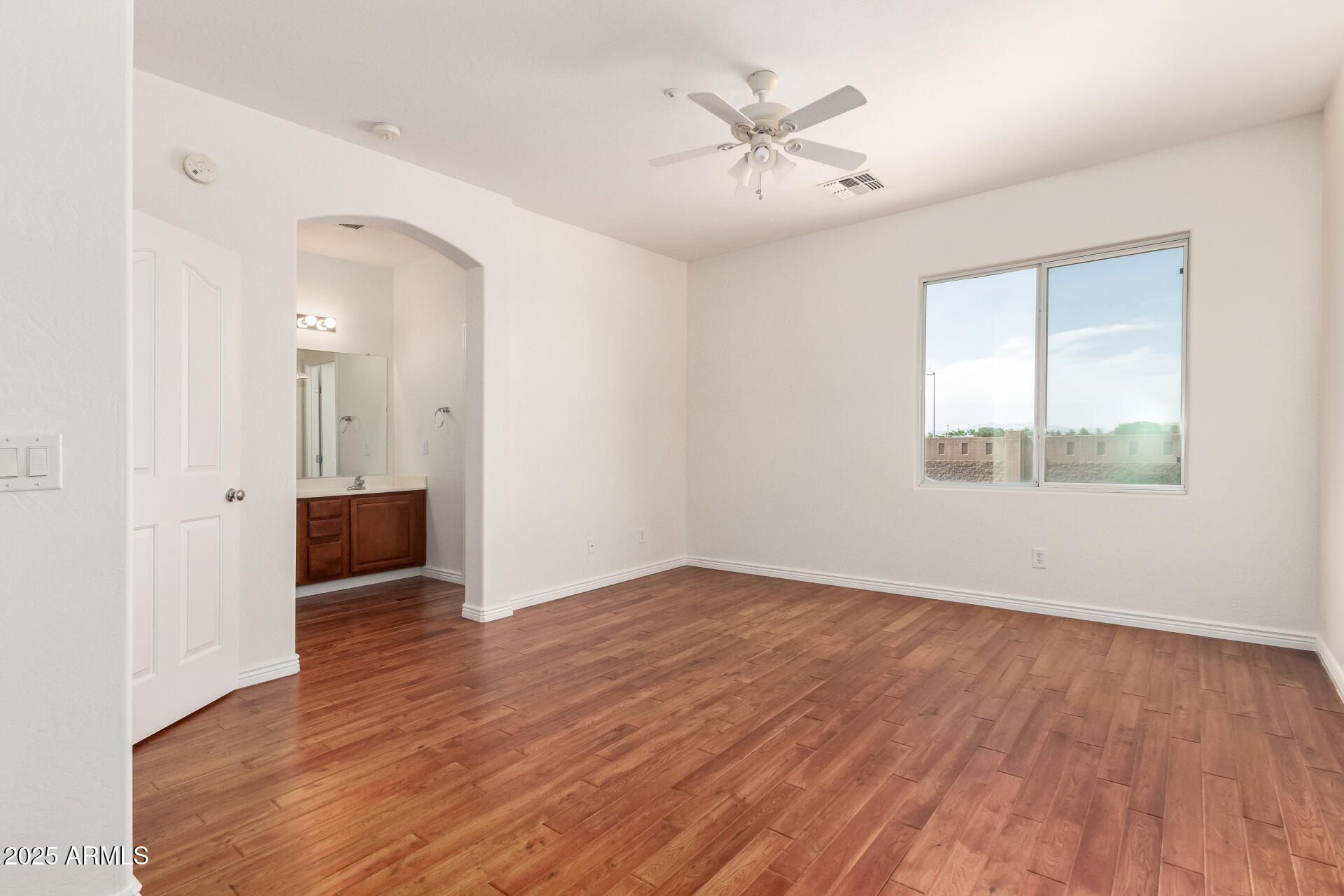 3085 E CAMELLIA Drive