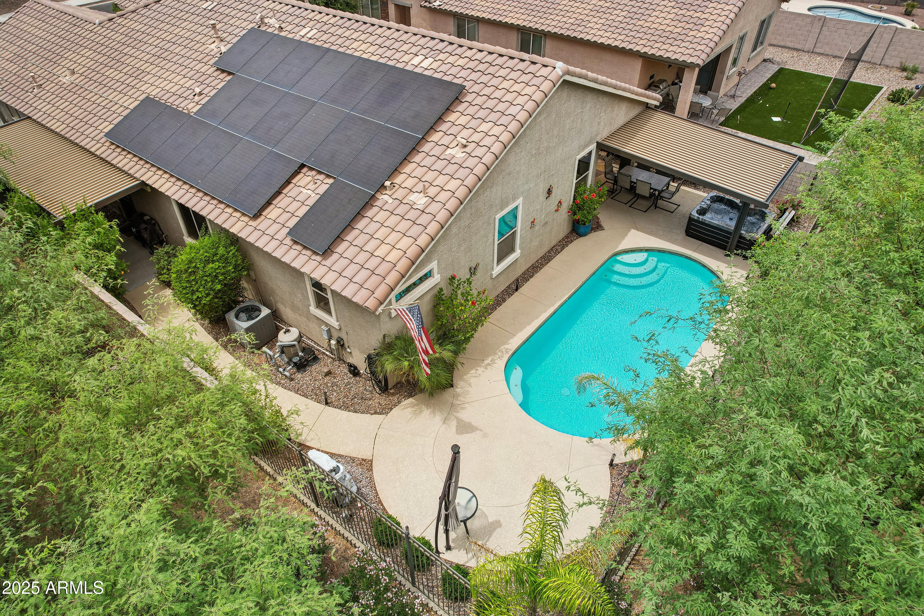5029 S CARLYLE Drive