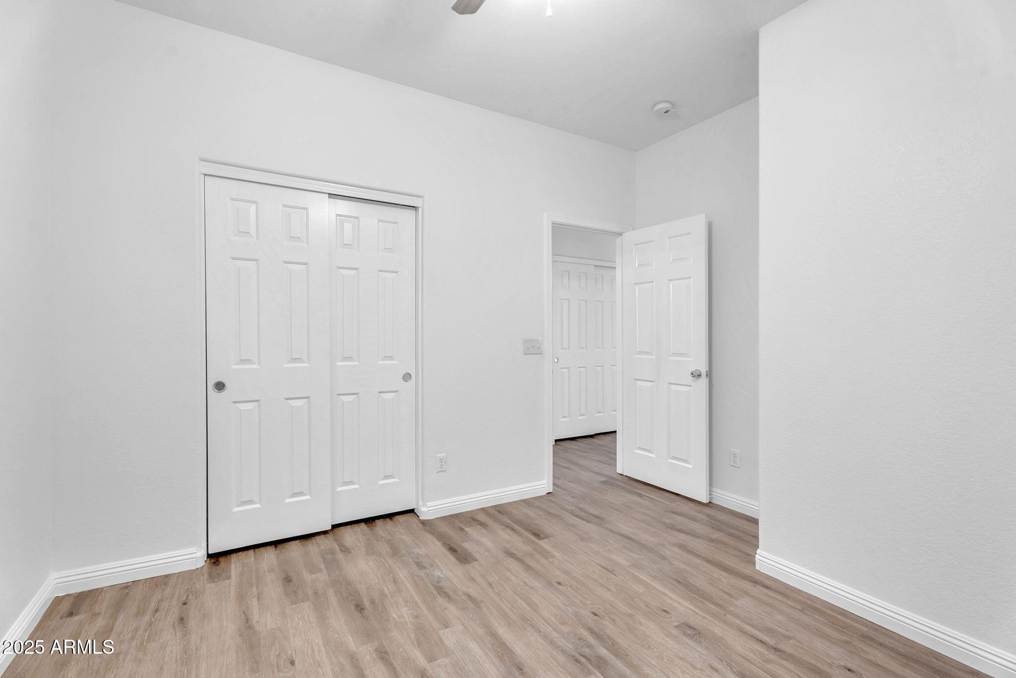 5570 E Quiet Retreat