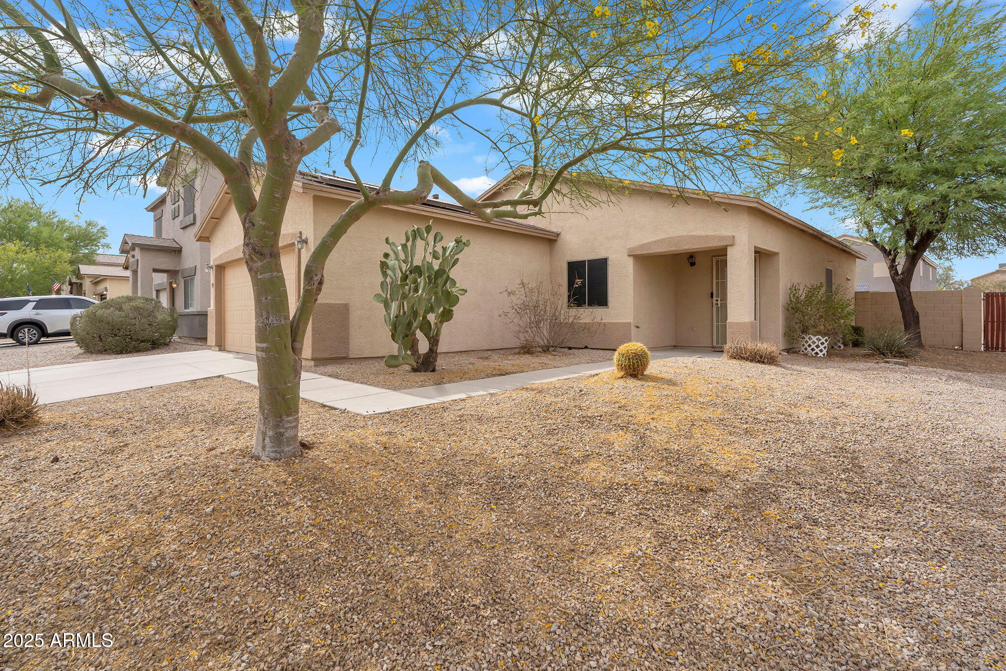 5570 E Quiet Retreat