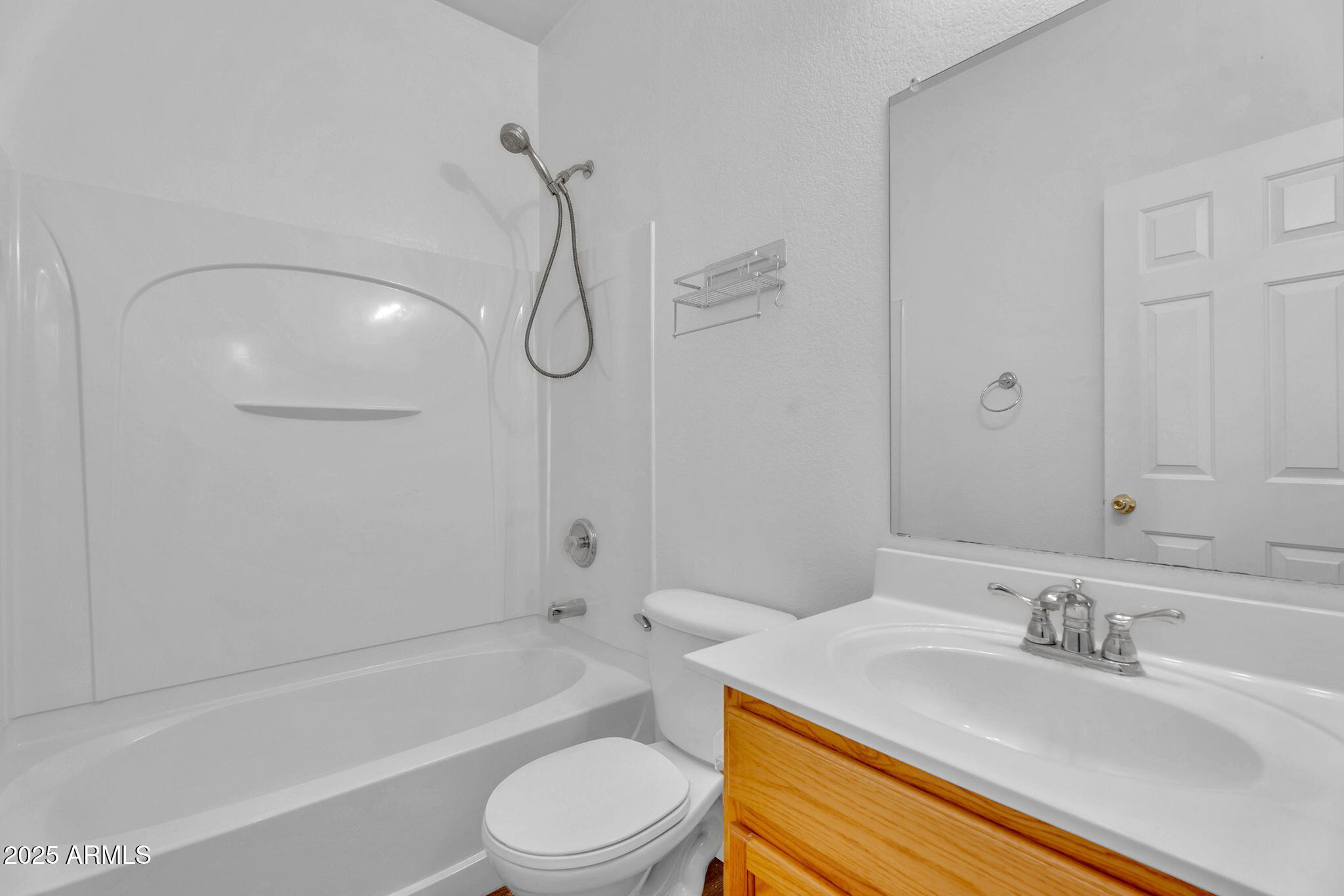5570 E Quiet Retreat
