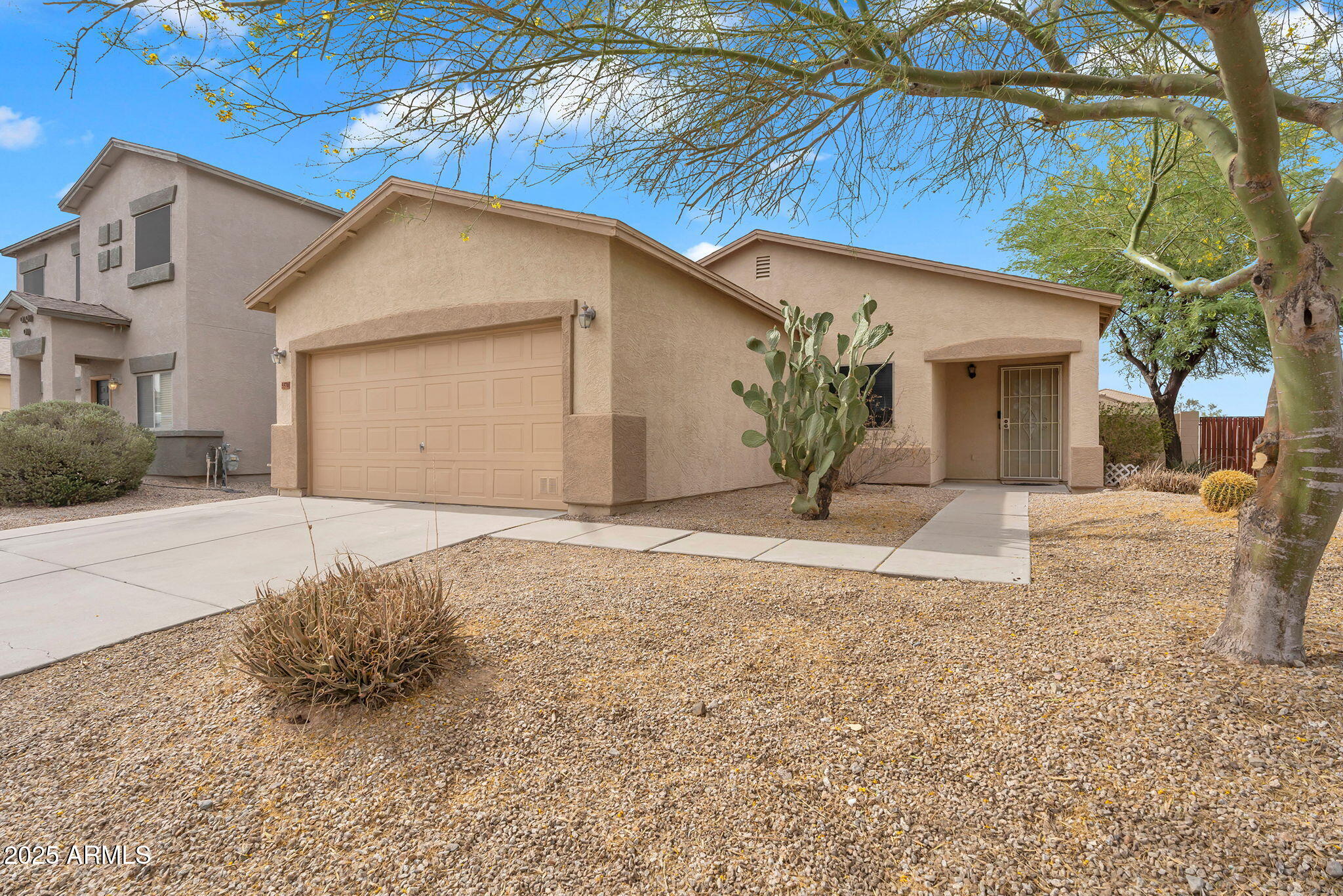 5570 E Quiet Retreat
