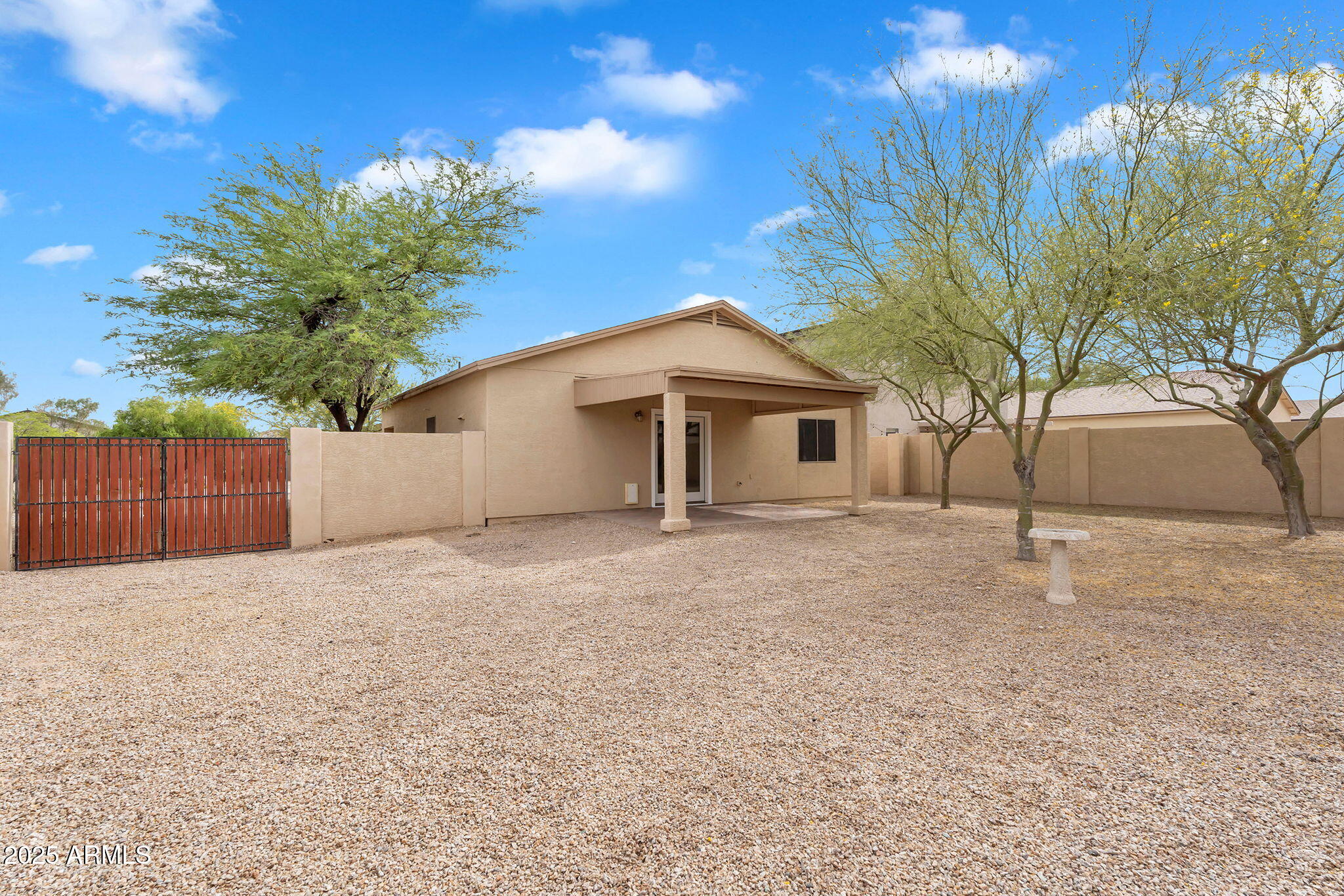 5570 E Quiet Retreat