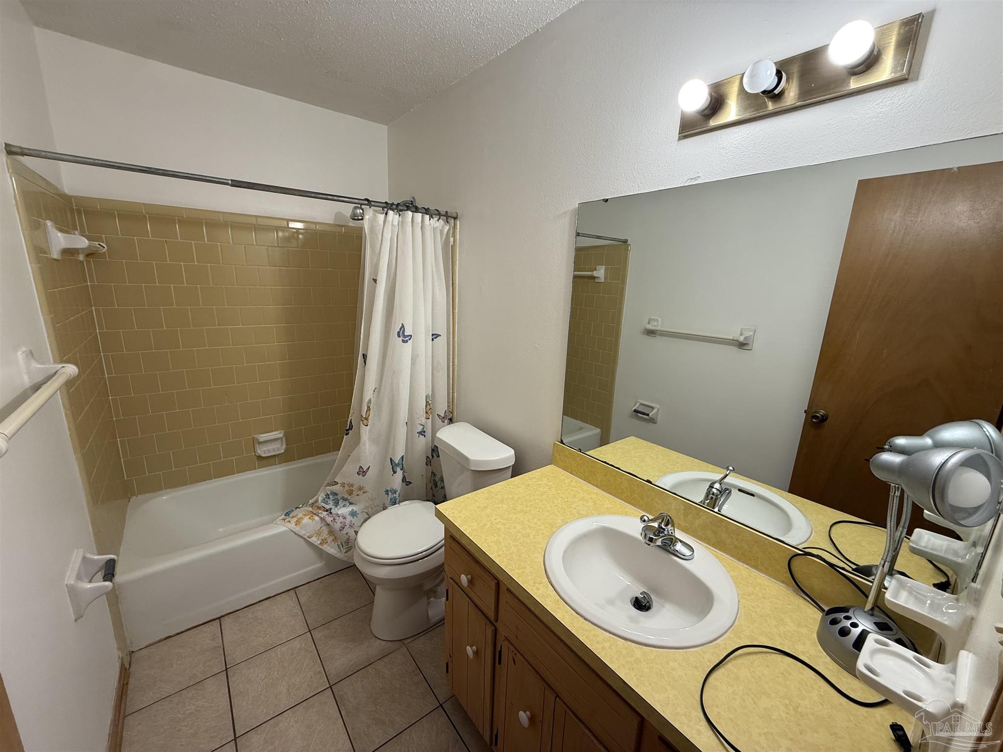 1473 E Johnson Ave # 1471