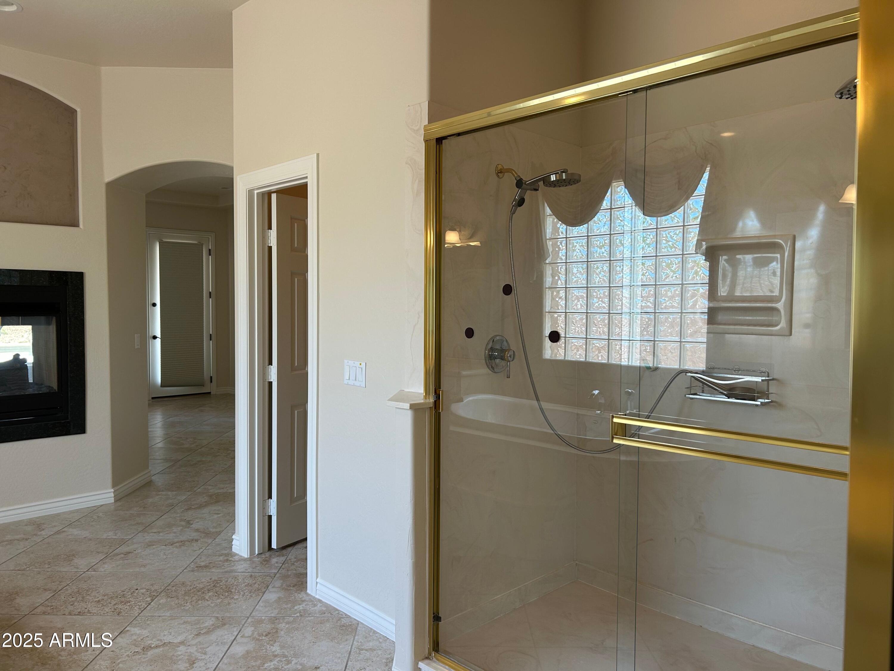 22239 N LOS CABALLOS Drive