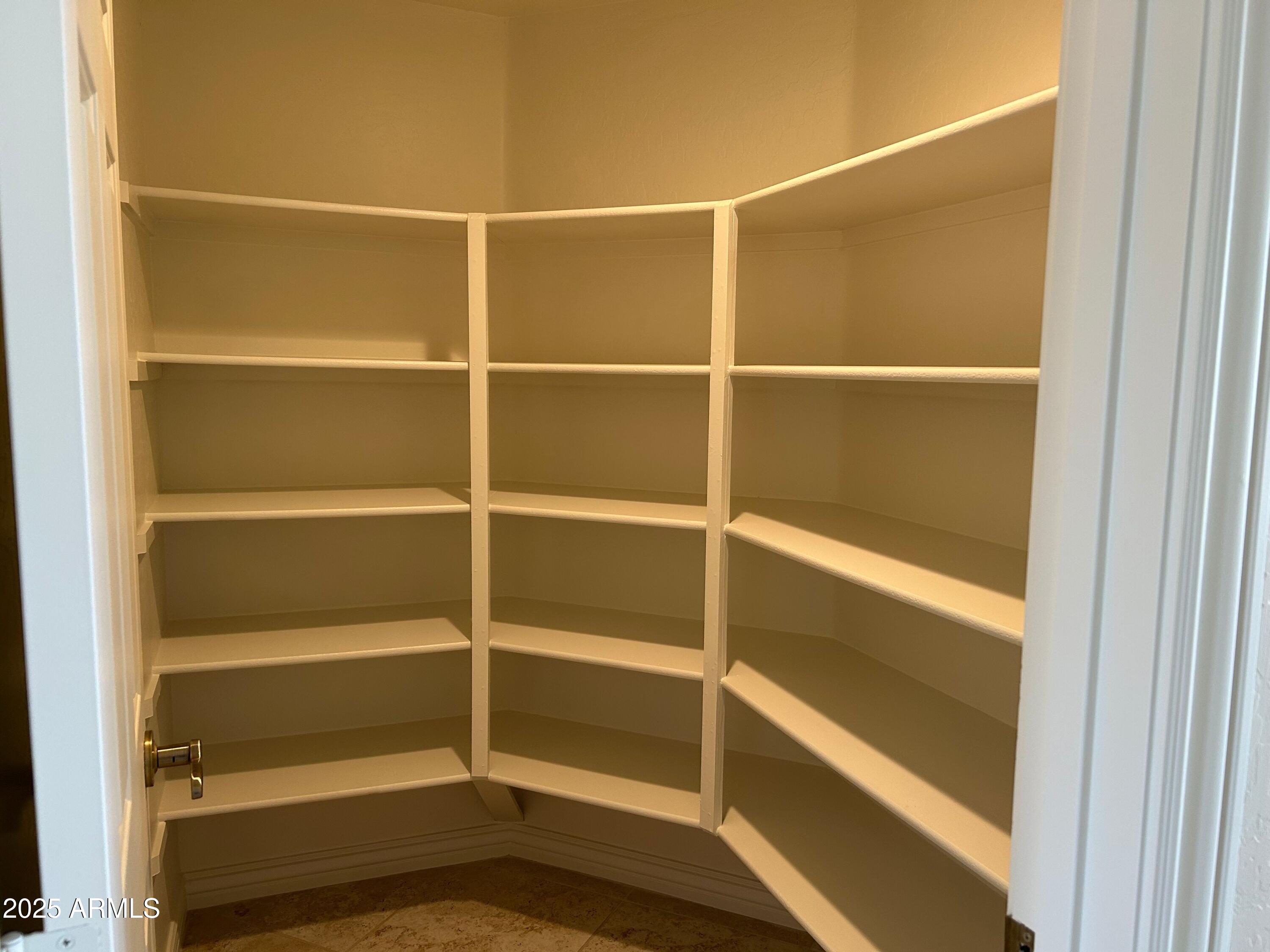 22239 N LOS CABALLOS Drive