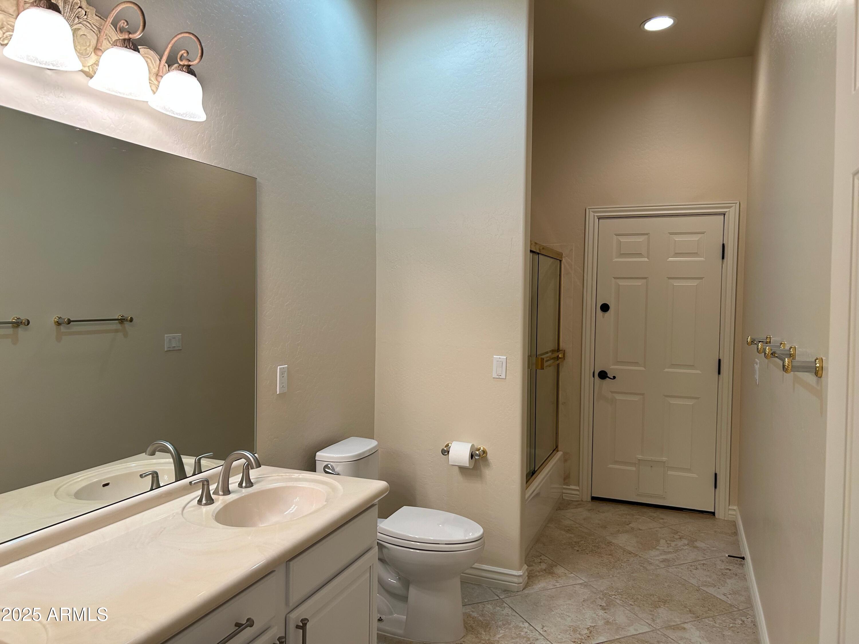 22239 N LOS CABALLOS Drive