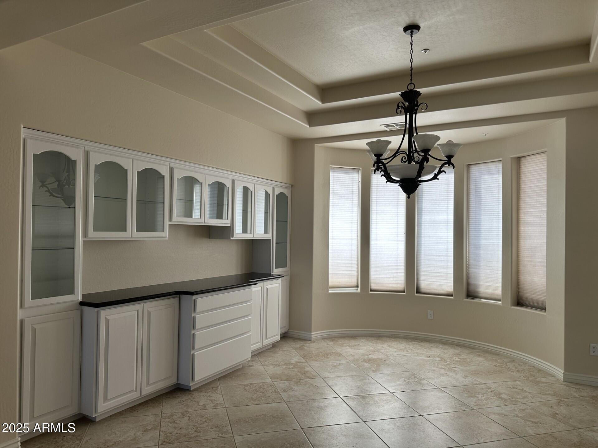 22239 N LOS CABALLOS Drive