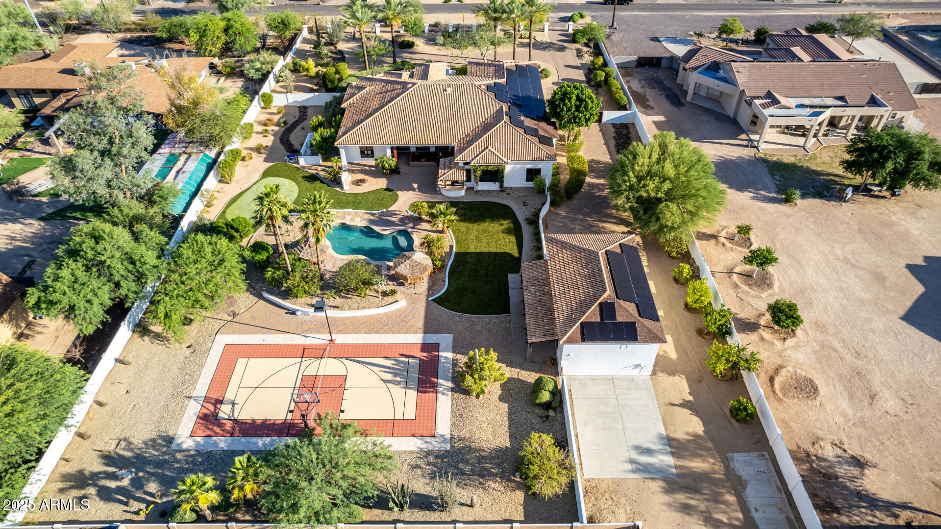 6308 W PARKSIDE Lane