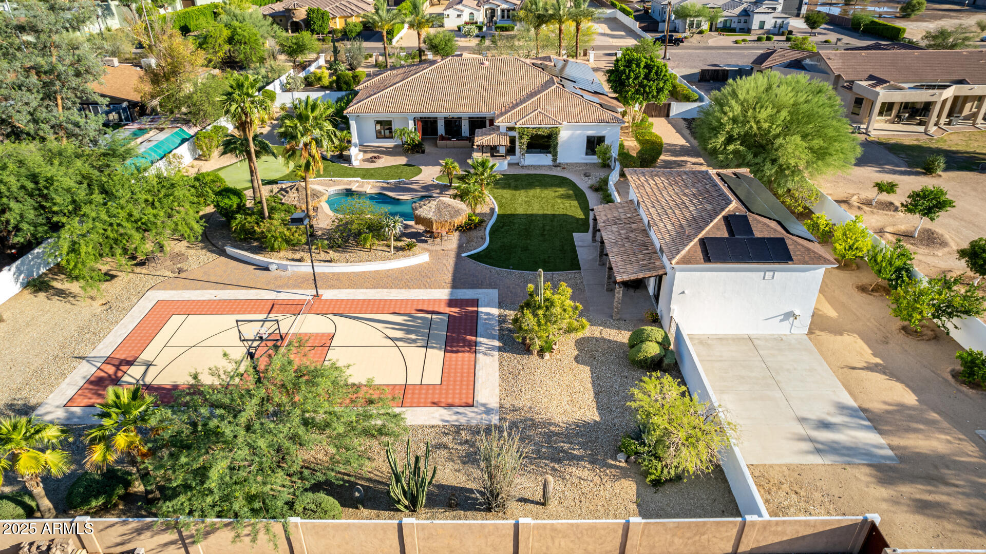 6308 W PARKSIDE Lane