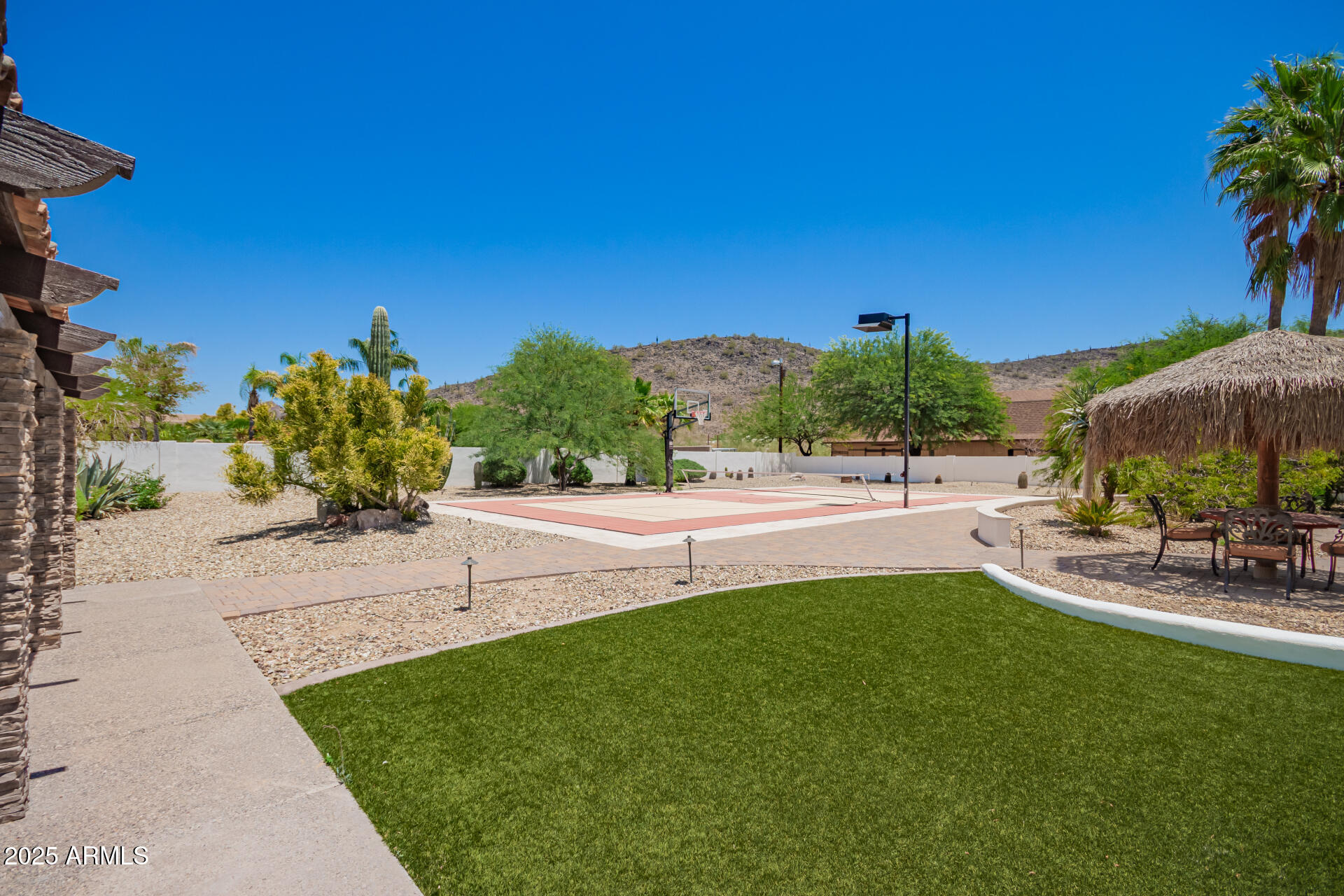 6308 W PARKSIDE Lane