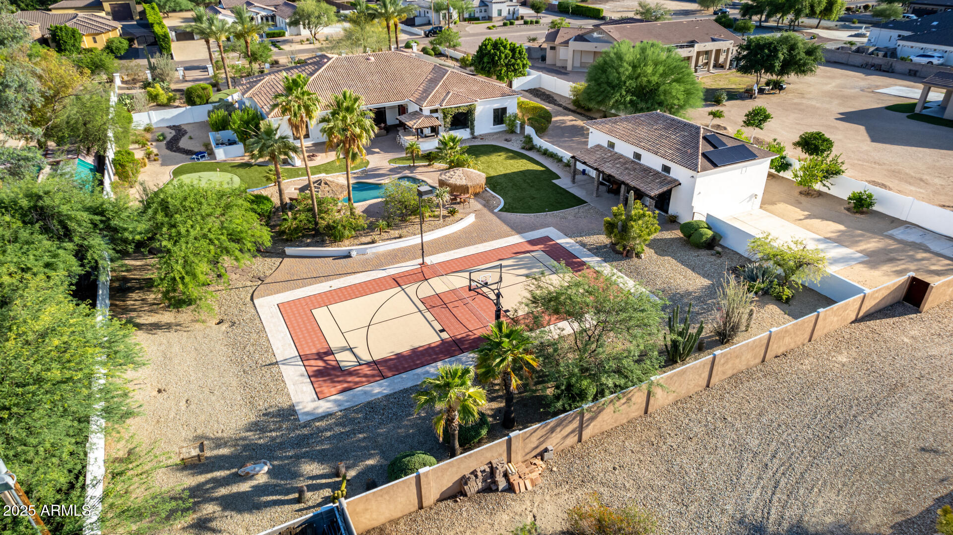 6308 W PARKSIDE Lane