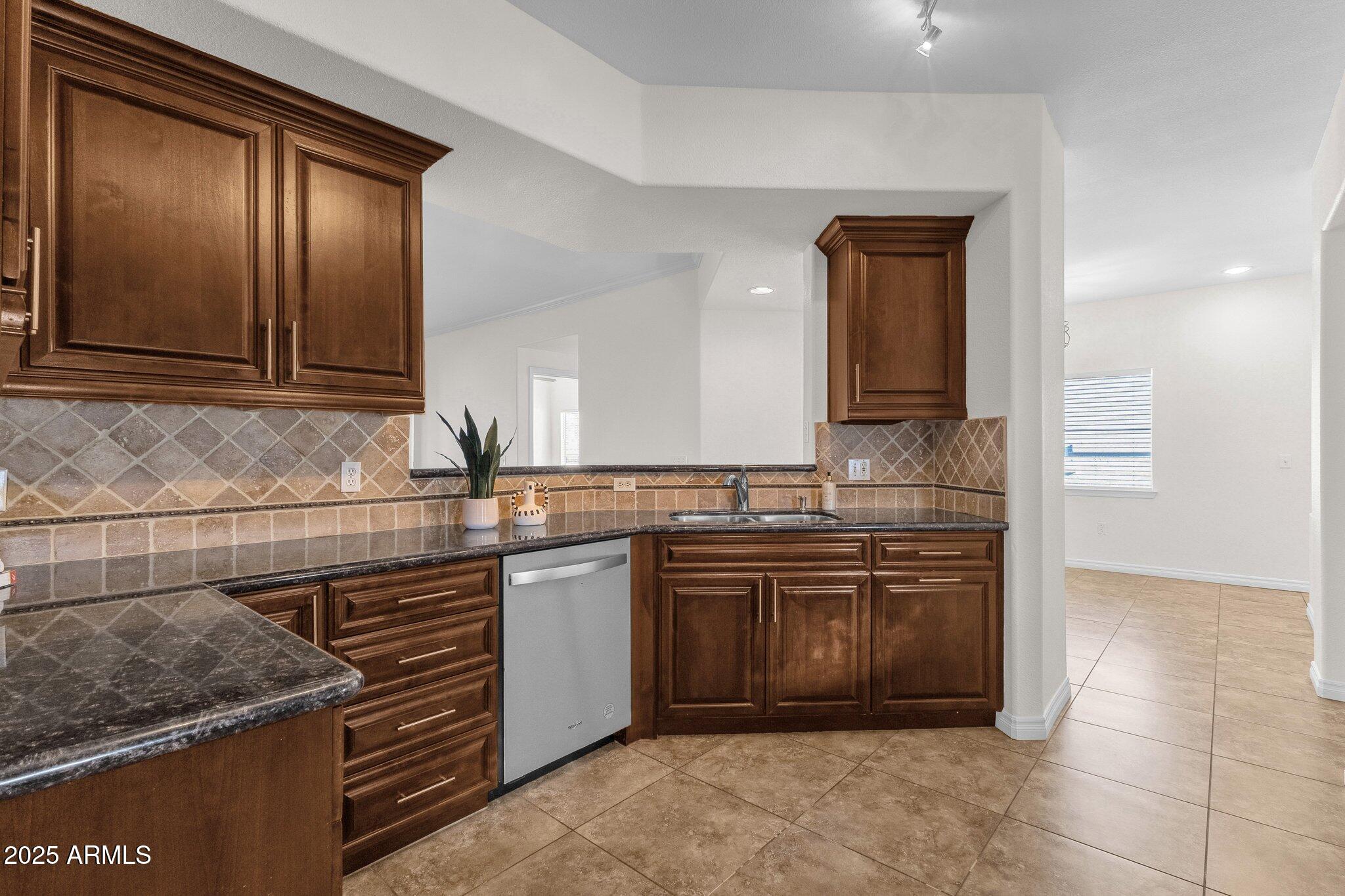 3236 E CHANDLER Boulevard, 2057