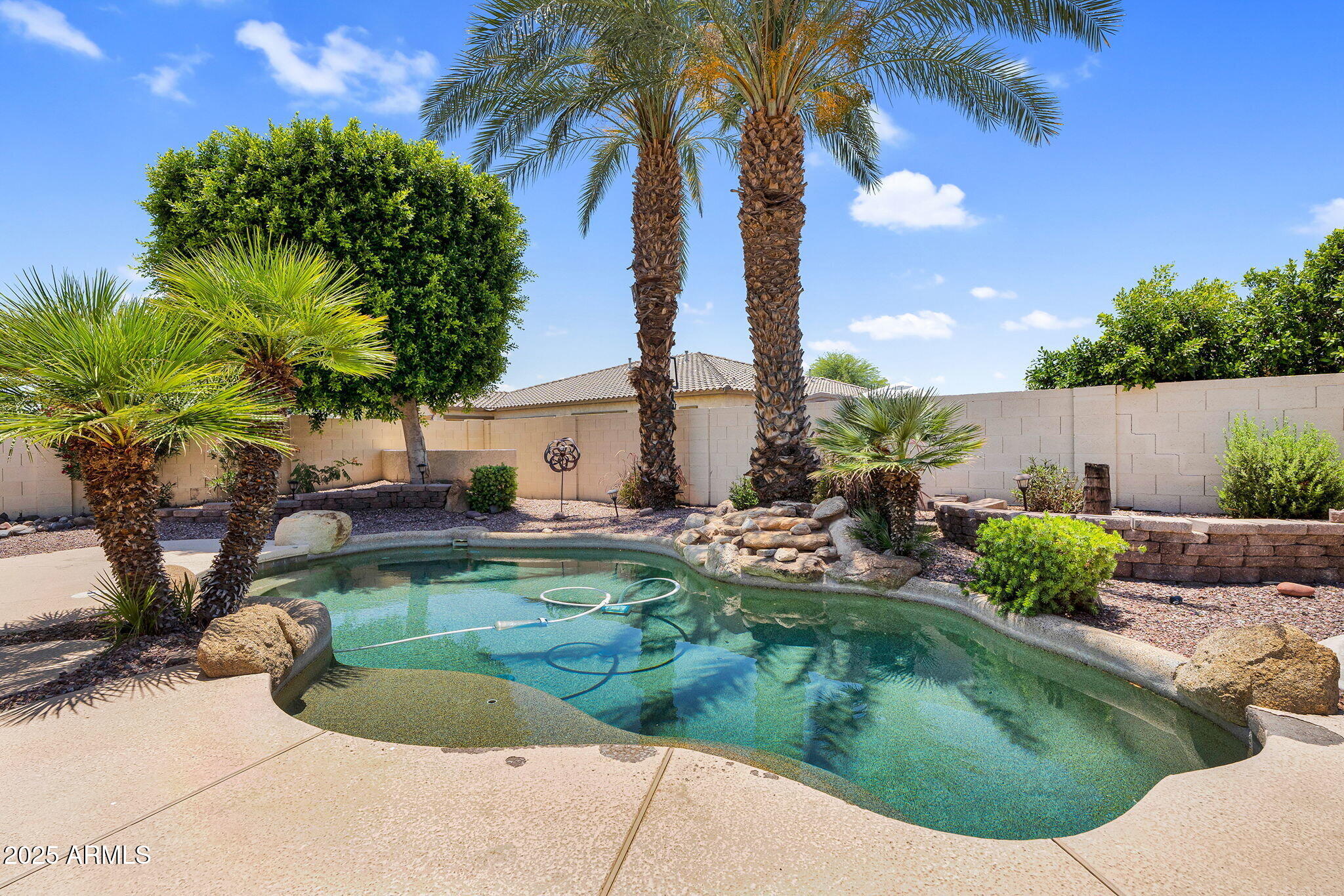 1410 S LOS ALTOS Drive