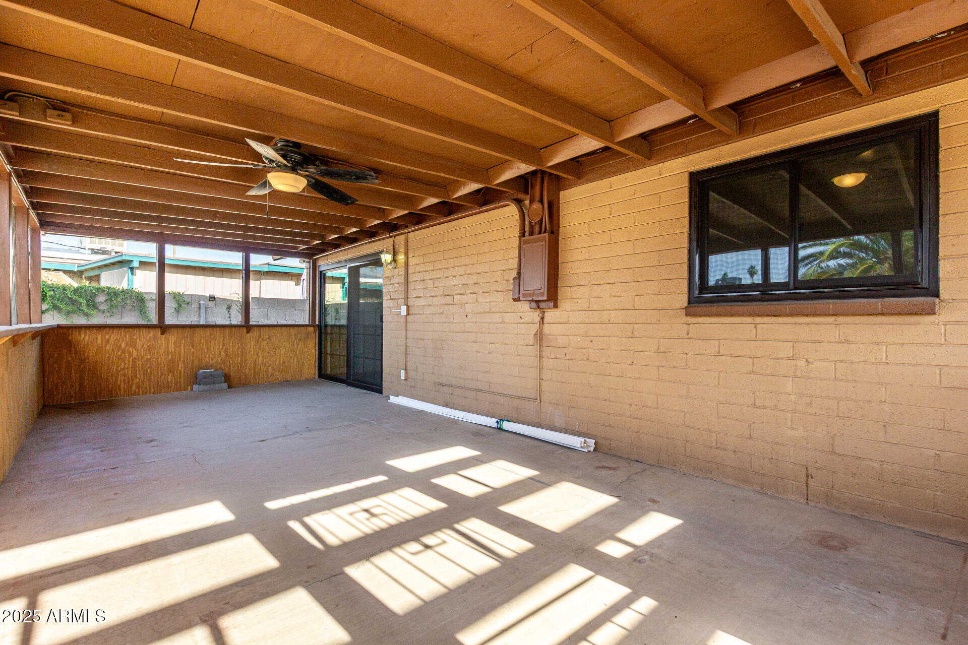 3208 W PORT ROYALE Lane
