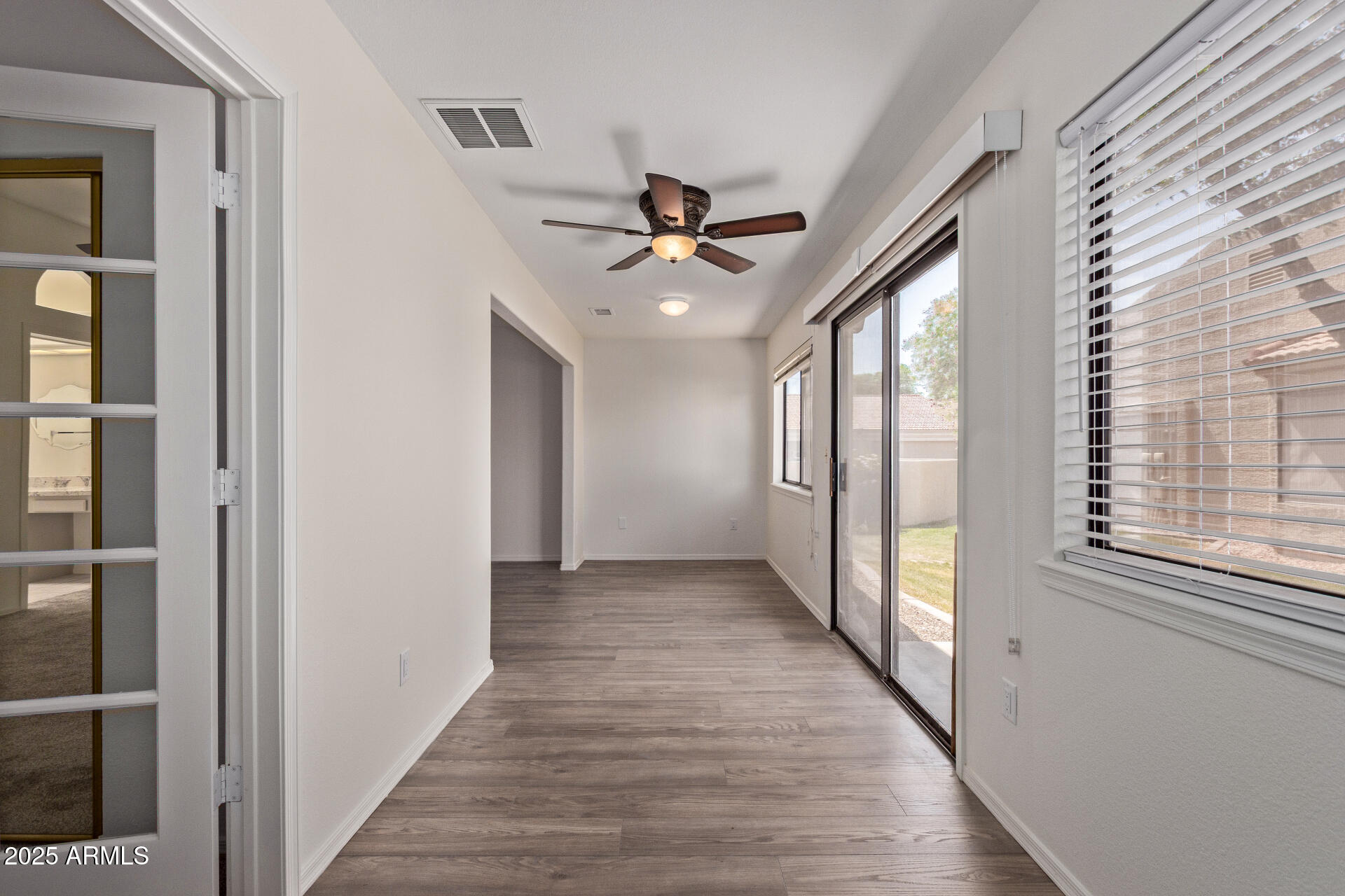 1021 S GREENFIELD Road 1211