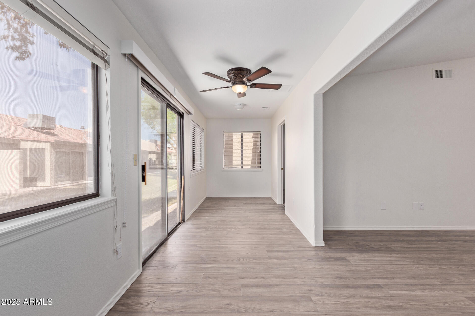 1021 S GREENFIELD Road 1211